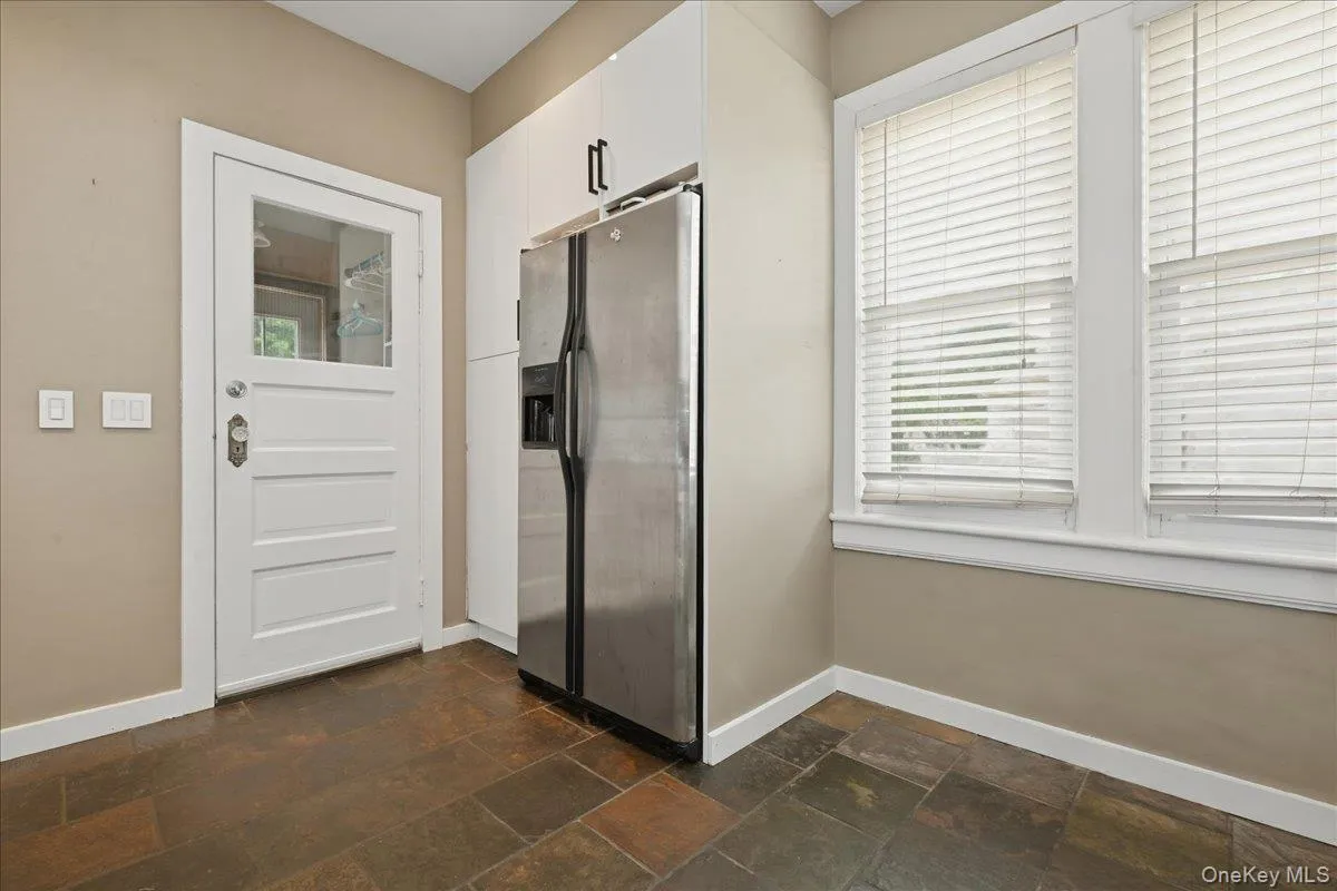 991 Cottage Place, Hempstead, NY, 3 Bedrooms Bedrooms, 7 Rooms Rooms,1 BathroomBathrooms,Residential,For Rent,Cottage,0,1024162 991 Cottage Place, Hempstead, NY, 3 Bedrooms Bedrooms, 7 Rooms Rooms,1 BathroomBathrooms,Residential,For Rent,Cottage,0,1024162