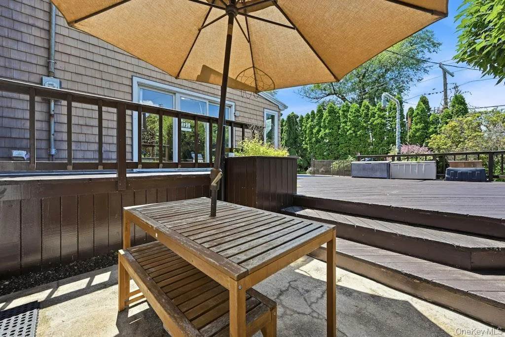 30 Harriet Drive, Oyster Bay, NY, 3 Bedrooms Bedrooms, 8 Rooms Rooms,2 BathroomsBathrooms,Residential,For Rent,Harriet,0,1024168 30 Harriet Drive, Oyster Bay, NY, 3 Bedrooms Bedrooms, 8 Rooms Rooms,2 BathroomsBathrooms,Residential,For Rent,Harriet,0,1024168