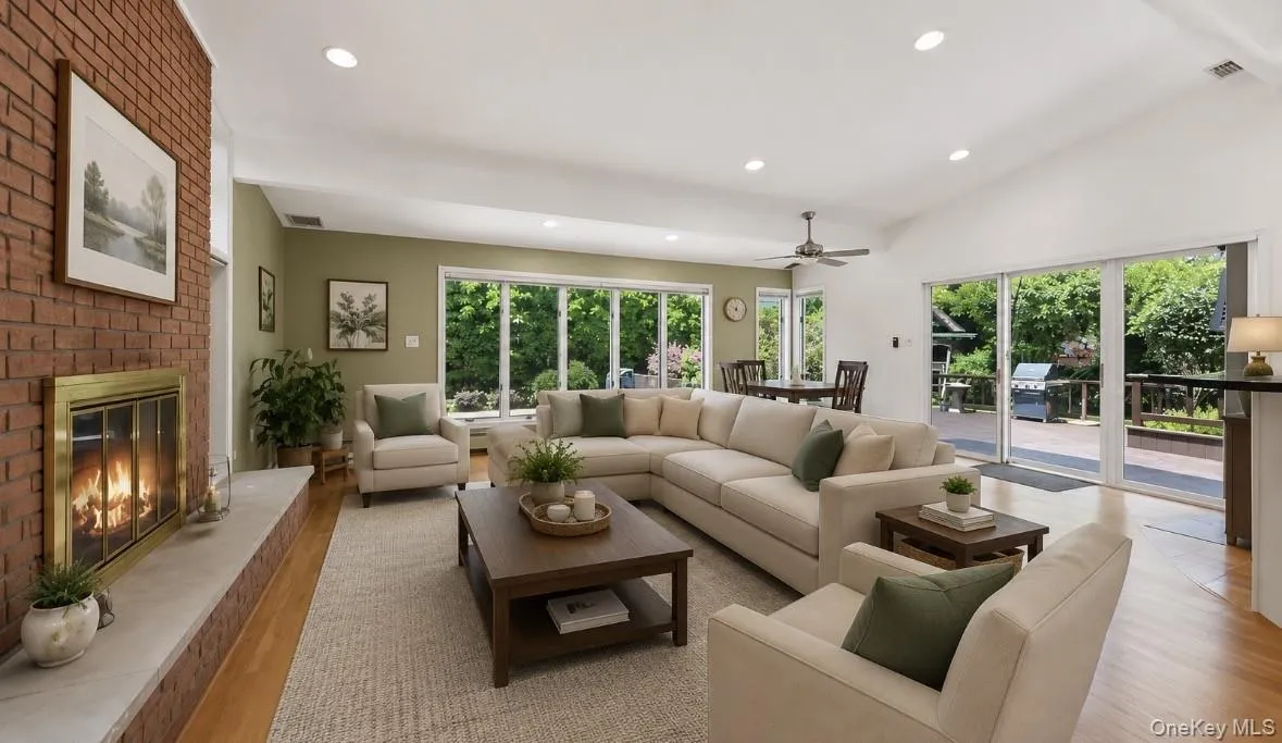 30 Harriet Drive, Oyster Bay, NY, 3 Bedrooms Bedrooms, 8 Rooms Rooms,2 BathroomsBathrooms,Residential,For Rent,Harriet,0,1024168 30 Harriet Drive, Oyster Bay, NY, 3 Bedrooms Bedrooms, 8 Rooms Rooms,2 BathroomsBathrooms,Residential,For Rent,Harriet,0,1024168