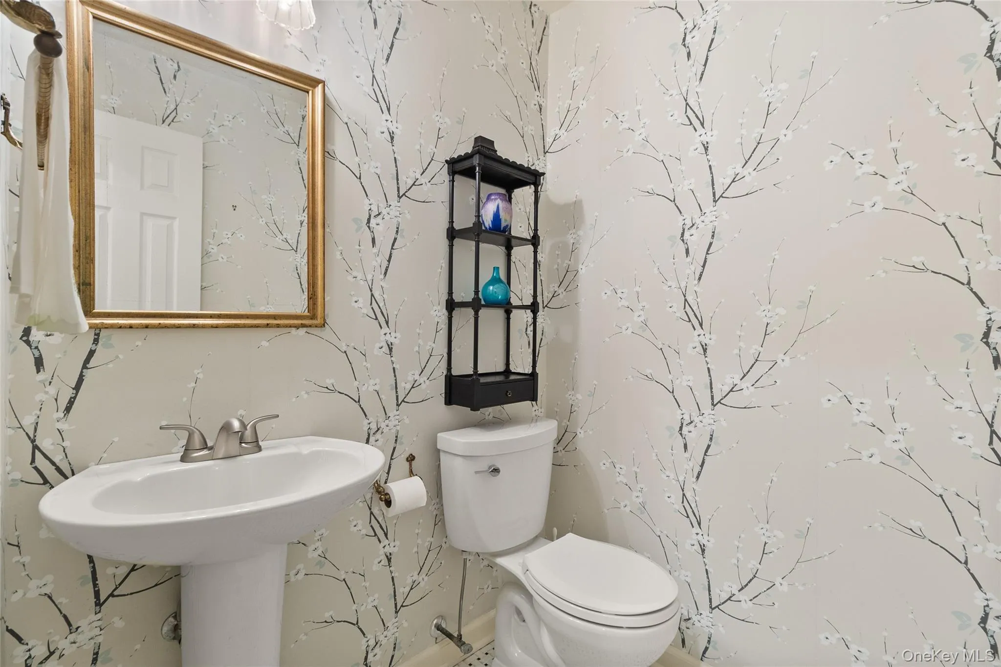 31 Joyces Way, Islip, NY, 2 Bedrooms Bedrooms, 7 Rooms Rooms,2 BathroomsBathrooms,Residential,For Rent,Joyces,0,1024170 31 Joyces Way, Islip, NY, 2 Bedrooms Bedrooms, 7 Rooms Rooms,2 BathroomsBathrooms,Residential,For Rent,Joyces,0,1024170