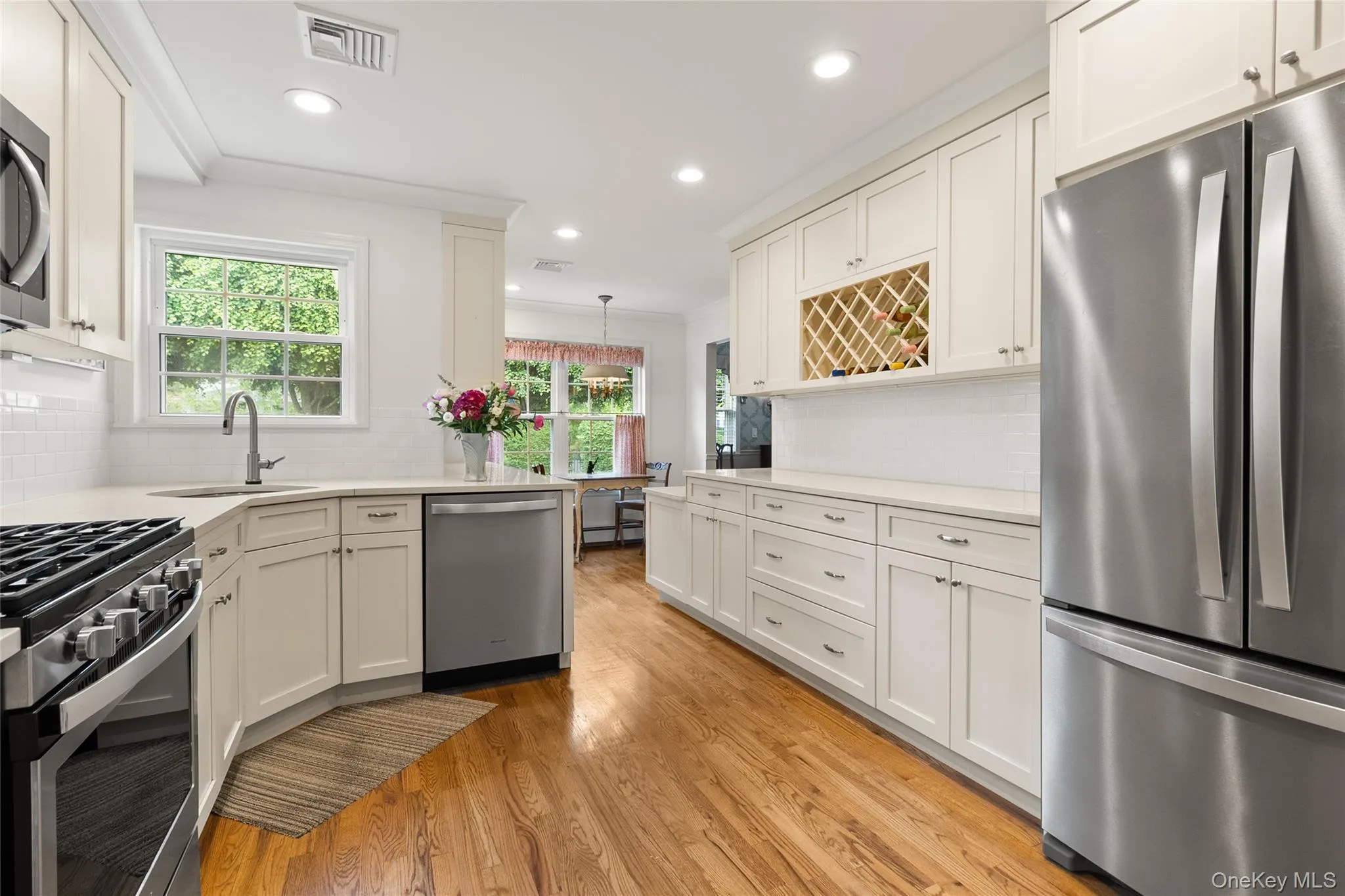 31 Joyces Way, Islip, NY, 2 Bedrooms Bedrooms, 7 Rooms Rooms,2 BathroomsBathrooms,Residential,For Rent,Joyces,0,1024170 31 Joyces Way, Islip, NY, 2 Bedrooms Bedrooms, 7 Rooms Rooms,2 BathroomsBathrooms,Residential,For Rent,Joyces,0,1024170
