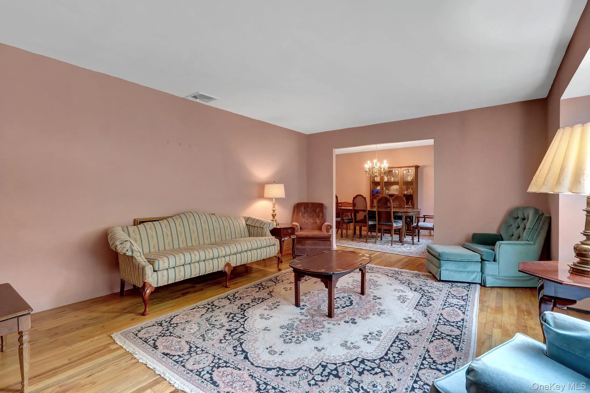 Hardwood floors throughout Hardwood floors throughout