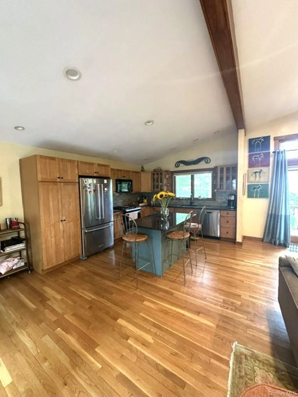 44 Lynn Avenue, Southampton, NY, 3 Bedrooms Bedrooms, 6 Rooms Rooms,2 BathroomsBathrooms,Residential Lease,For Rent,Lynn,0,1024177 44 Lynn Avenue, Southampton, NY, 3 Bedrooms Bedrooms, 6 Rooms Rooms,2 BathroomsBathrooms,Residential Lease,For Rent,Lynn,0,1024177