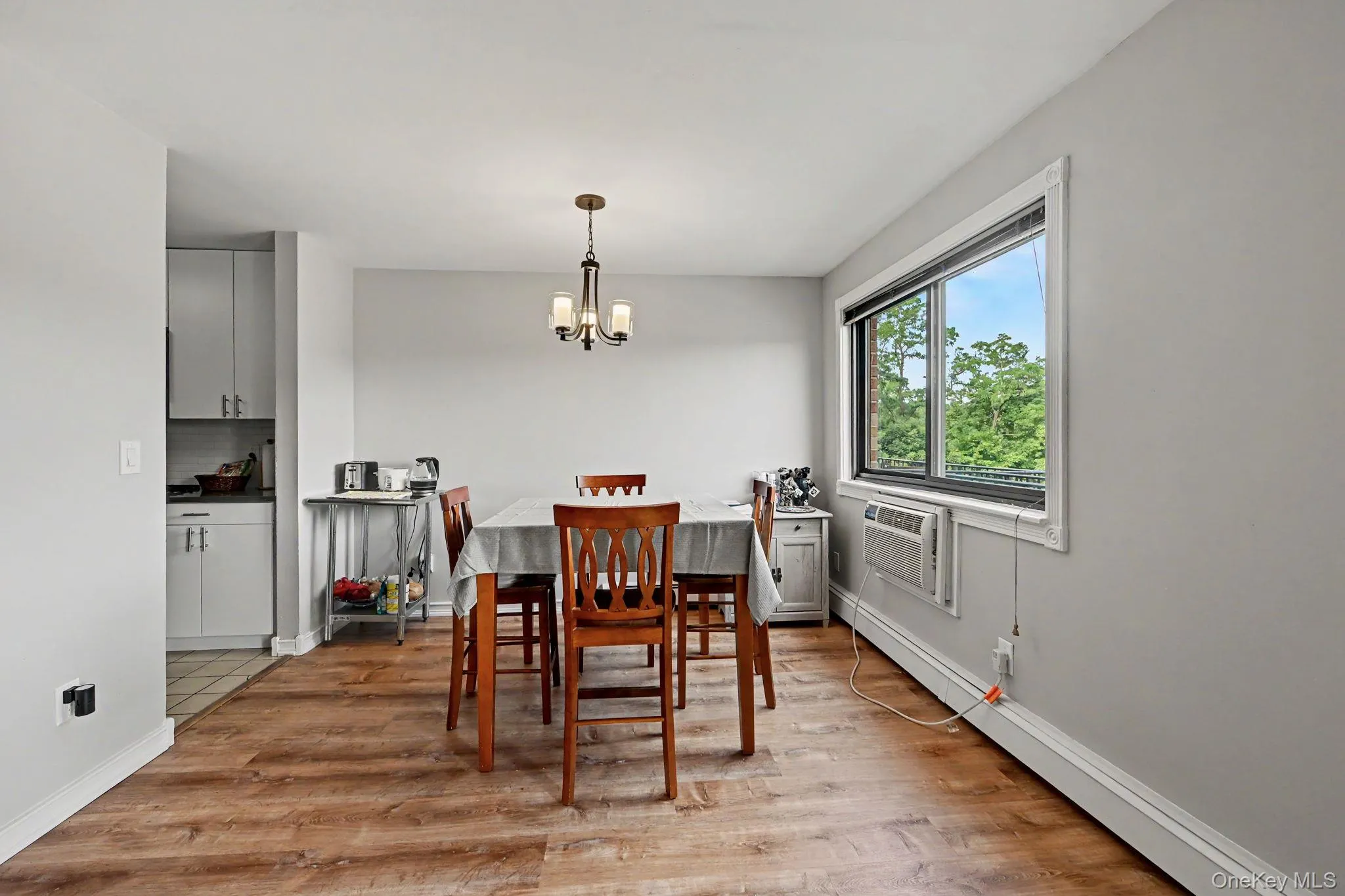 352 Central Park Avenue, Greenburgh, NY, 2 Bedrooms Bedrooms, 4 Rooms Rooms,2 BathroomsBathrooms,Residential,For Rent,Central Park,0,1024179 352 Central Park Avenue, Greenburgh, NY, 2 Bedrooms Bedrooms, 4 Rooms Rooms,2 BathroomsBathrooms,Residential,For Rent,Central Park,0,1024179