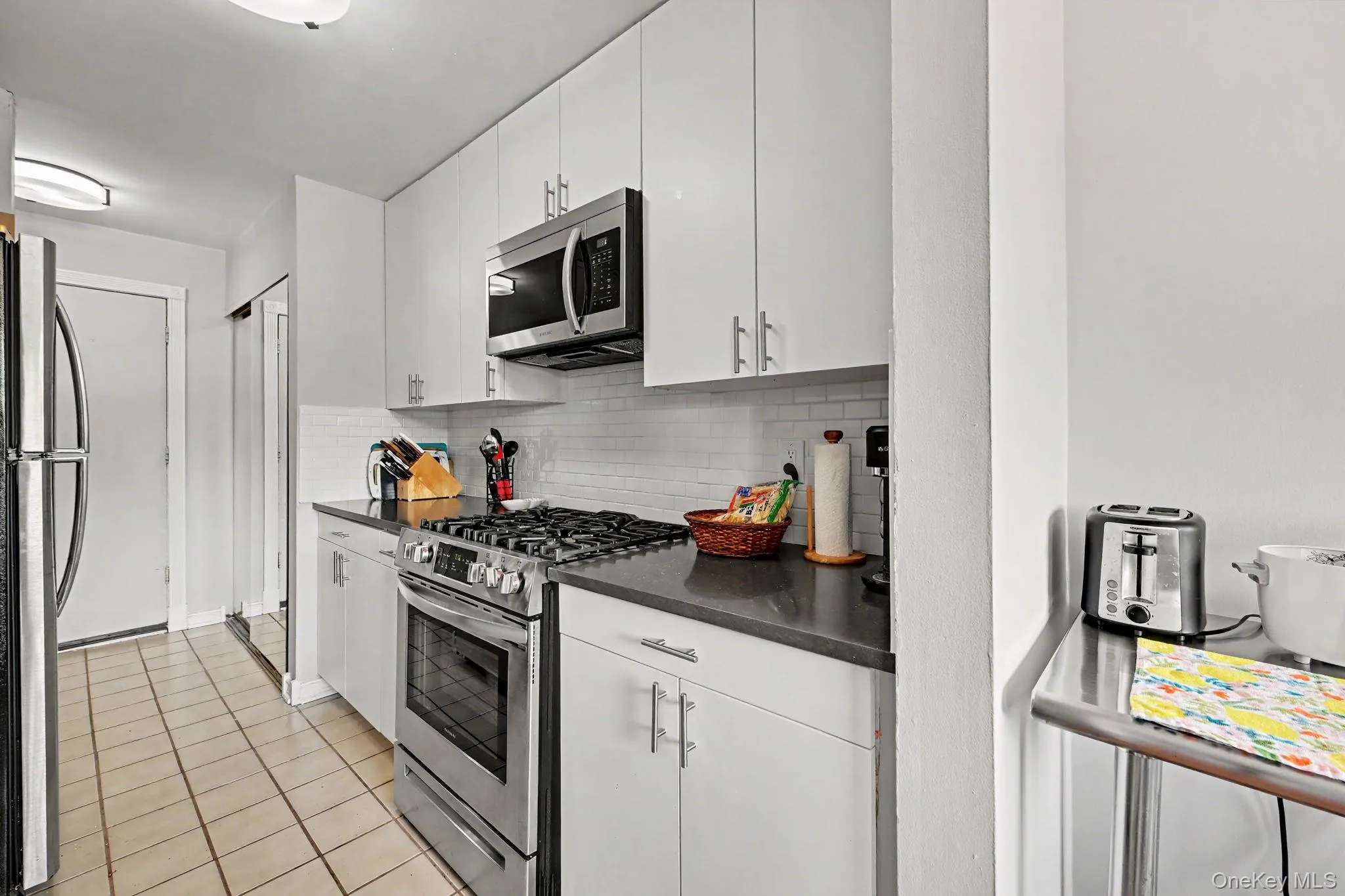352 Central Park Avenue, Greenburgh, NY, 2 Bedrooms Bedrooms, 4 Rooms Rooms,2 BathroomsBathrooms,Residential,For Rent,Central Park,0,1024179 352 Central Park Avenue, Greenburgh, NY, 2 Bedrooms Bedrooms, 4 Rooms Rooms,2 BathroomsBathrooms,Residential,For Rent,Central Park,0,1024179