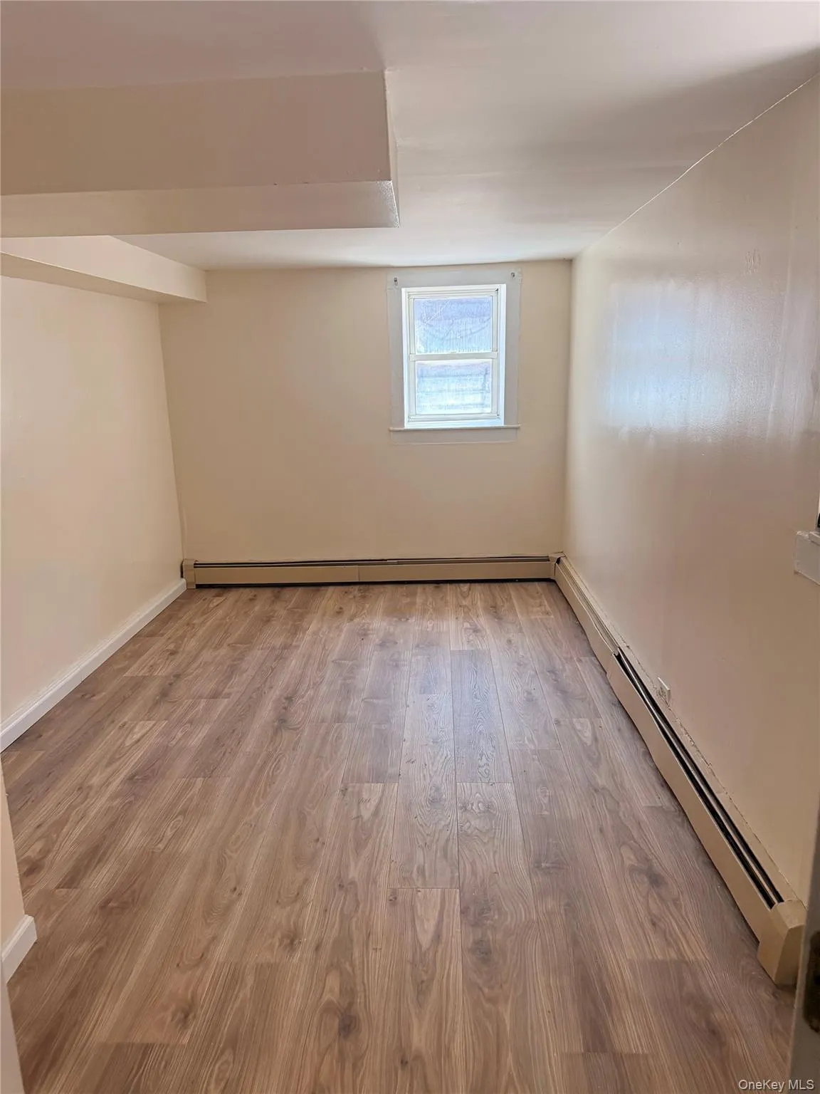 858 222nd Street, New York, NY, 1 Bedroom Bedrooms, 4 Rooms Rooms,1 BathroomBathrooms,Residential Lease,For Rent,222nd,0,1024183 858 222nd Street, New York, NY, 1 Bedroom Bedrooms, 4 Rooms Rooms,1 BathroomBathrooms,Residential Lease,For Rent,222nd,0,1024183