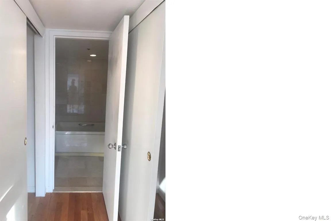 88 Cuttermill Road, North Hempstead, NY, 2 Bedrooms Bedrooms, 7 Rooms Rooms,2 BathroomsBathrooms,Residential Lease,For Rent,Cuttermill,0,1024185 88 Cuttermill Road, North Hempstead, NY, 2 Bedrooms Bedrooms, 7 Rooms Rooms,2 BathroomsBathrooms,Residential Lease,For Rent,Cuttermill,0,1024185