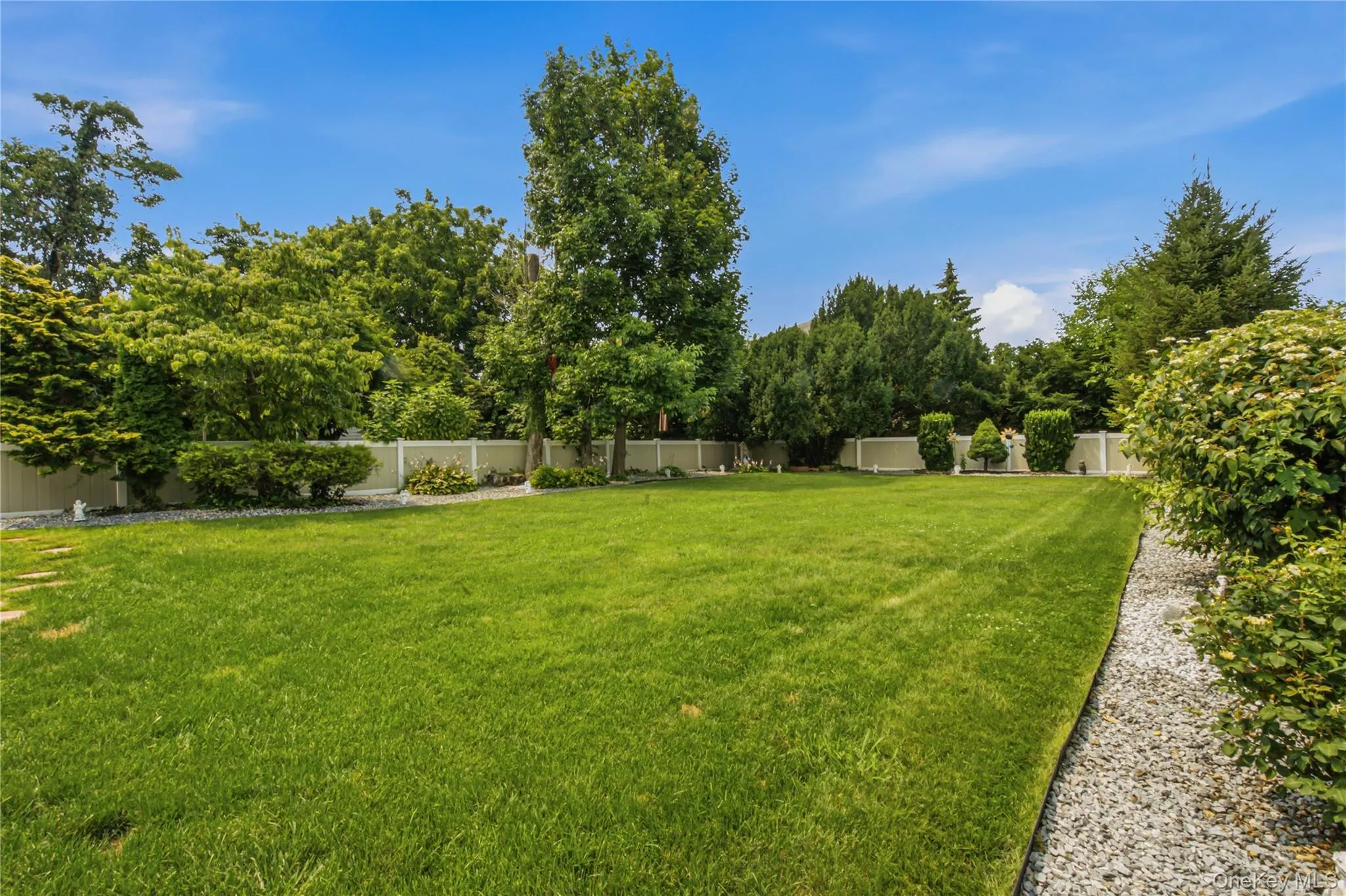 91 Macgregor Avenue, North Hempstead, NY, 4 Bedrooms Bedrooms, 9 Rooms Rooms,2 BathroomsBathrooms,Residential,For Rent,Macgregor,0,1024186 91 Macgregor Avenue, North Hempstead, NY, 4 Bedrooms Bedrooms, 9 Rooms Rooms,2 BathroomsBathrooms,Residential,For Rent,Macgregor,0,1024186