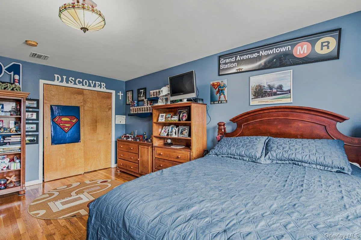 91 Macgregor Avenue, North Hempstead, NY, 4 Bedrooms Bedrooms, 9 Rooms Rooms,2 BathroomsBathrooms,Residential,For Rent,Macgregor,0,1024186 91 Macgregor Avenue, North Hempstead, NY, 4 Bedrooms Bedrooms, 9 Rooms Rooms,2 BathroomsBathrooms,Residential,For Rent,Macgregor,0,1024186