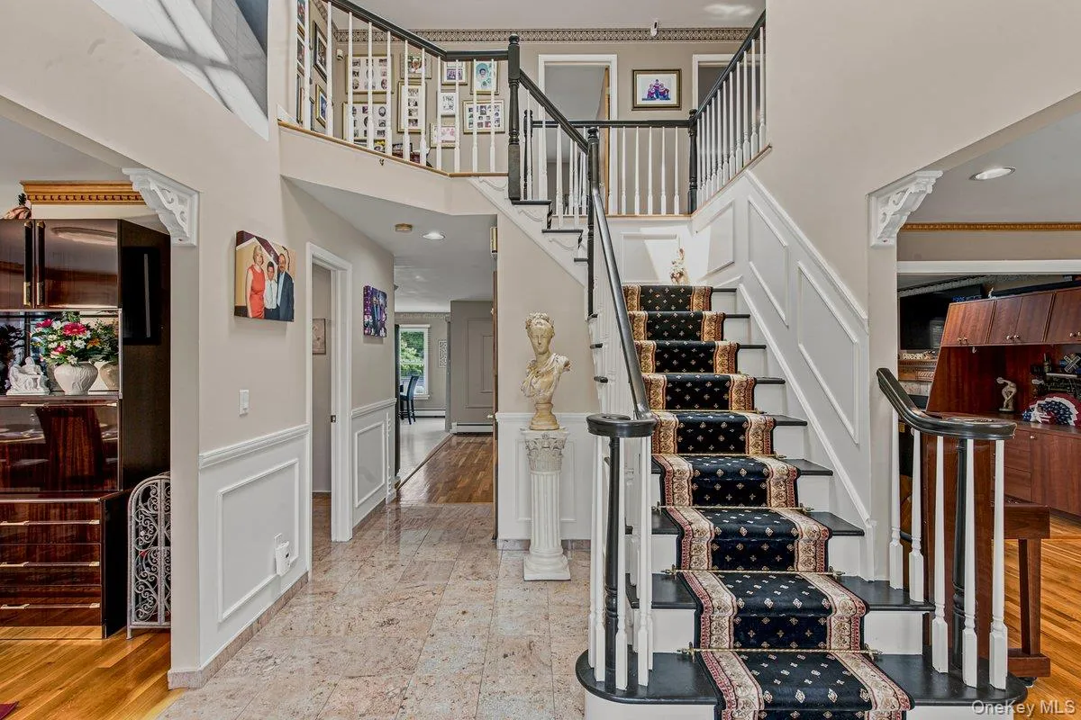 91 Macgregor Avenue, North Hempstead, NY, 4 Bedrooms Bedrooms, 9 Rooms Rooms,2 BathroomsBathrooms,Residential,For Rent,Macgregor,0,1024186 91 Macgregor Avenue, North Hempstead, NY, 4 Bedrooms Bedrooms, 9 Rooms Rooms,2 BathroomsBathrooms,Residential,For Rent,Macgregor,0,1024186