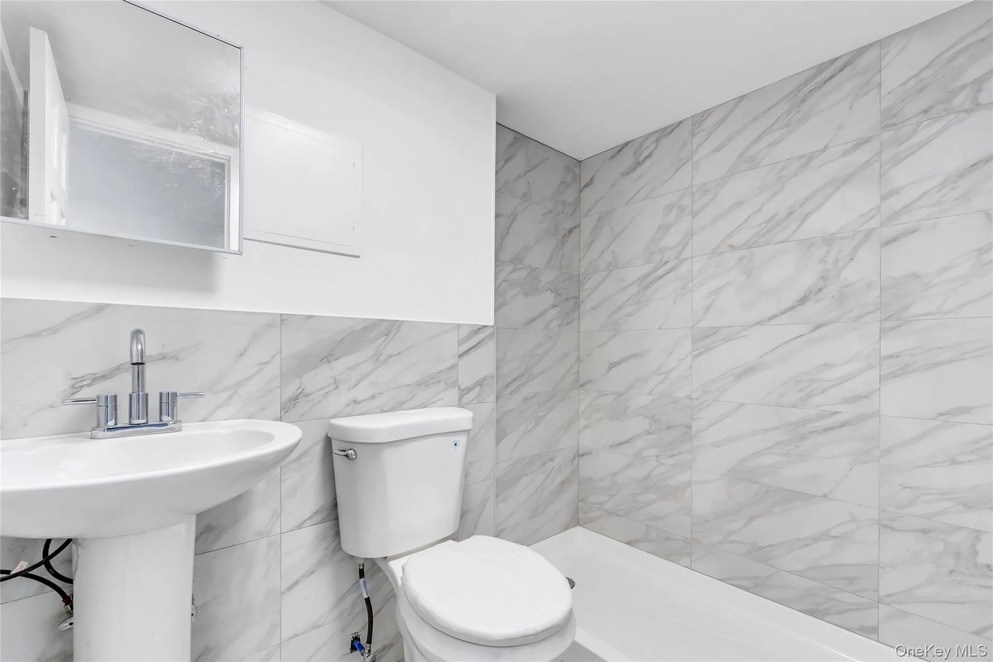 61 Herbert Circle, Brookhaven, NY, 3 Bedrooms Bedrooms, 7 Rooms Rooms,2 BathroomsBathrooms,Residential,For Rent,Herbert,0,1024187 61 Herbert Circle, Brookhaven, NY, 3 Bedrooms Bedrooms, 7 Rooms Rooms,2 BathroomsBathrooms,Residential,For Rent,Herbert,0,1024187