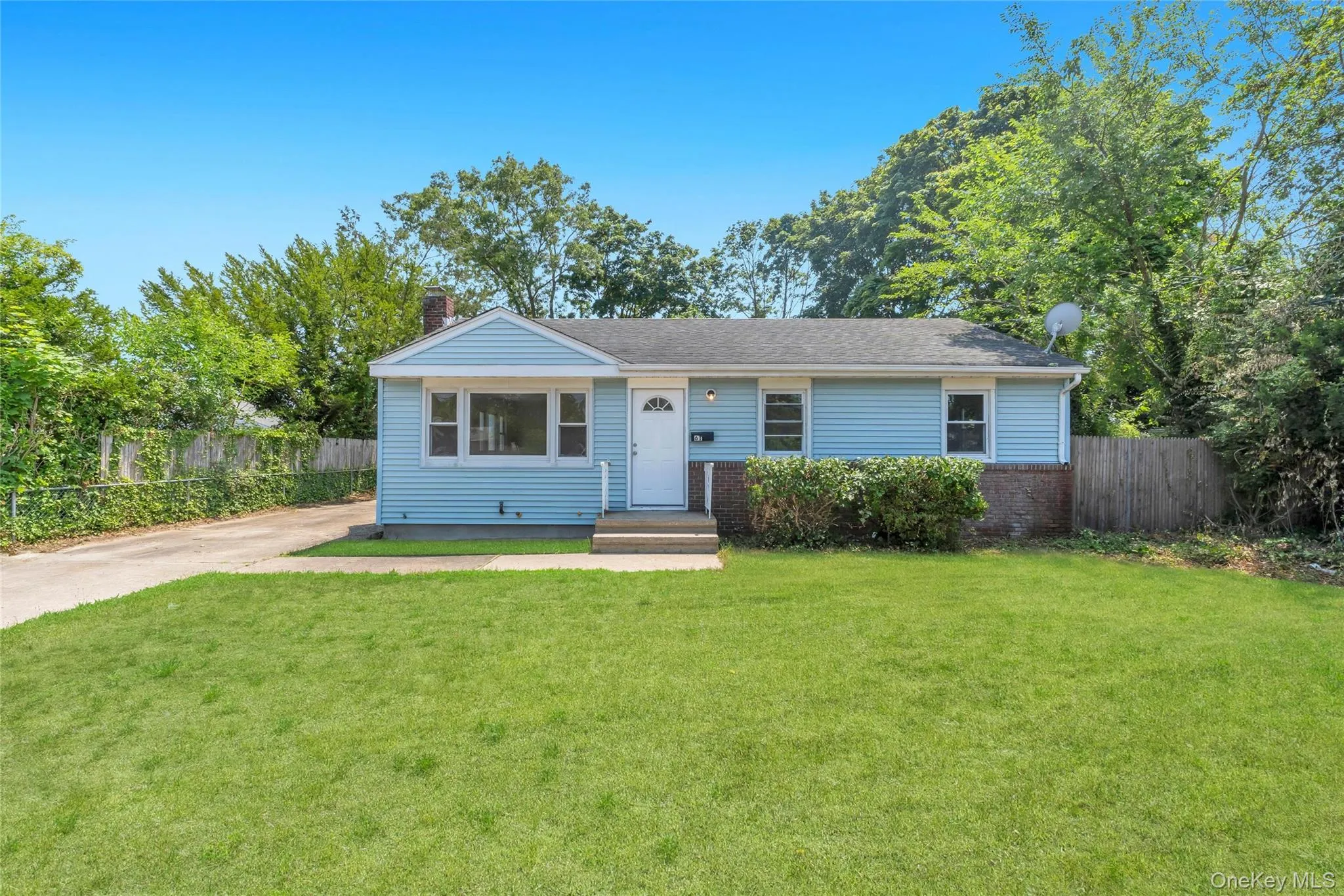 61 Herbert Circle, Brookhaven, NY, 3 Bedrooms Bedrooms, 7 Rooms Rooms,2 BathroomsBathrooms,Residential,For Rent,Herbert,0,1024187 61 Herbert Circle, Brookhaven, NY, 3 Bedrooms Bedrooms, 7 Rooms Rooms,2 BathroomsBathrooms,Residential,For Rent,Herbert,0,1024187
