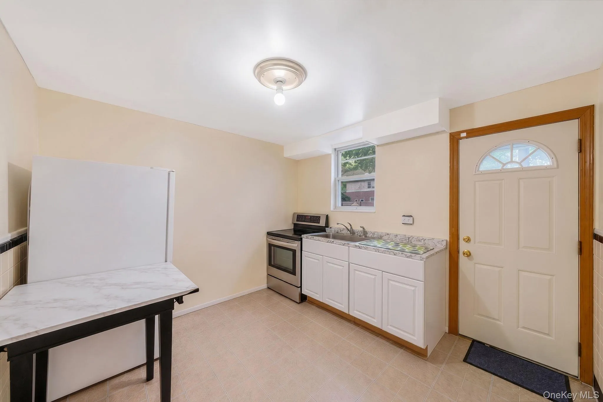91 Milton Street, Hempstead, NY, 3 Bedrooms Bedrooms, 6 Rooms Rooms,1 BathroomBathrooms,Residential,For Rent,Milton,0,1024189 91 Milton Street, Hempstead, NY, 3 Bedrooms Bedrooms, 6 Rooms Rooms,1 BathroomBathrooms,Residential,For Rent,Milton,0,1024189