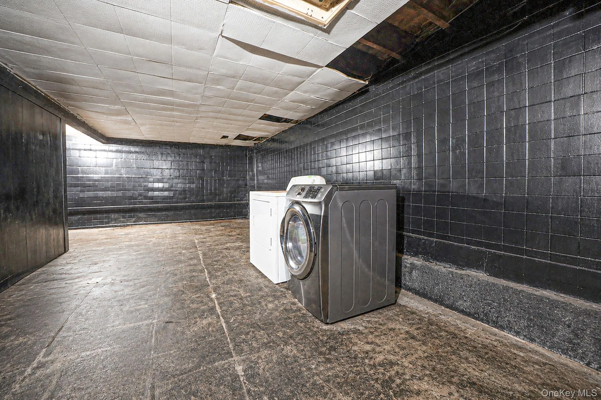 91 Milton Street, Hempstead, NY, 3 Bedrooms Bedrooms, 6 Rooms Rooms,1 BathroomBathrooms,Residential,For Rent,Milton,0,1024189 91 Milton Street, Hempstead, NY, 3 Bedrooms Bedrooms, 6 Rooms Rooms,1 BathroomBathrooms,Residential,For Rent,Milton,0,1024189