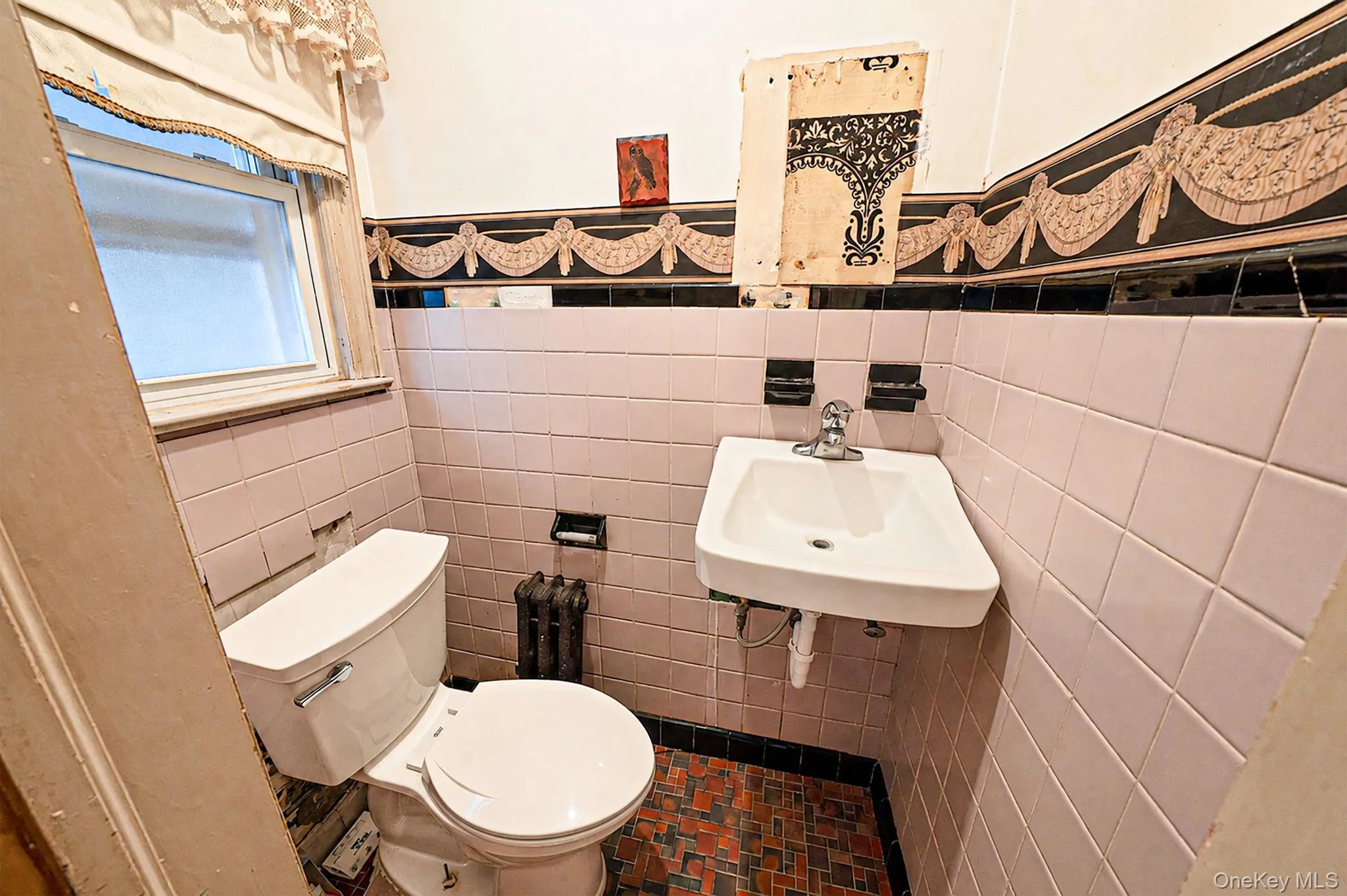 91 Milton Street, Hempstead, NY, 3 Bedrooms Bedrooms, 6 Rooms Rooms,1 BathroomBathrooms,Residential,For Rent,Milton,0,1024189 91 Milton Street, Hempstead, NY, 3 Bedrooms Bedrooms, 6 Rooms Rooms,1 BathroomBathrooms,Residential,For Rent,Milton,0,1024189