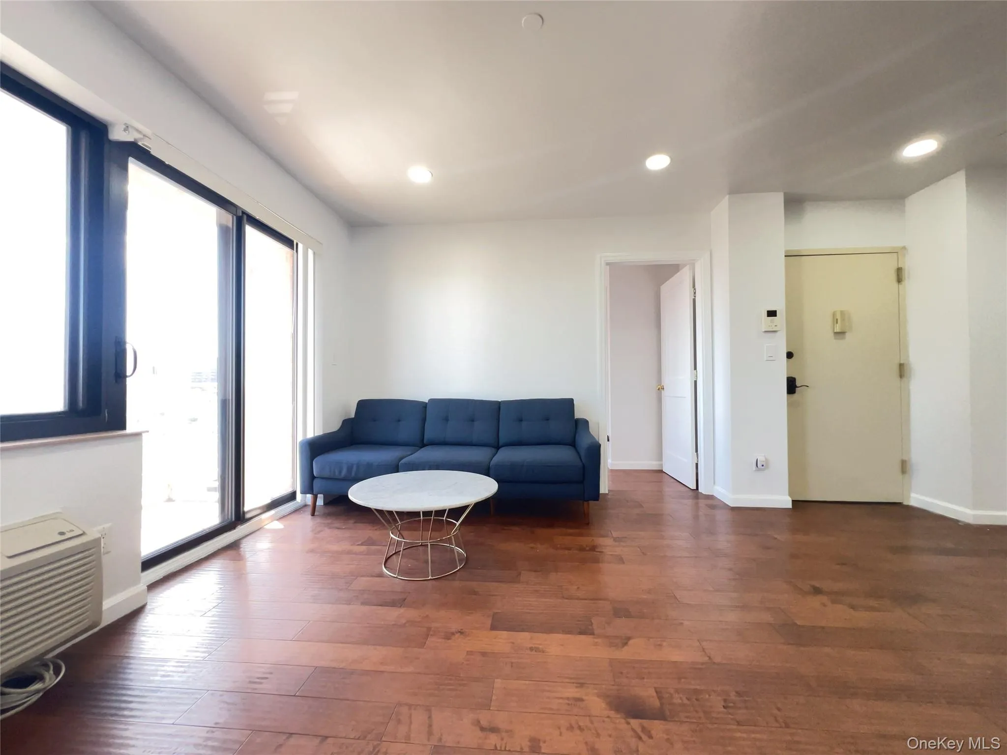 3138 137th Street, New York, NY, 2 Bedrooms Bedrooms, 4 Rooms Rooms,2 BathroomsBathrooms,Residential,For Rent,137th,0,1024193 3138 137th Street, New York, NY, 2 Bedrooms Bedrooms, 4 Rooms Rooms,2 BathroomsBathrooms,Residential,For Rent,137th,0,1024193