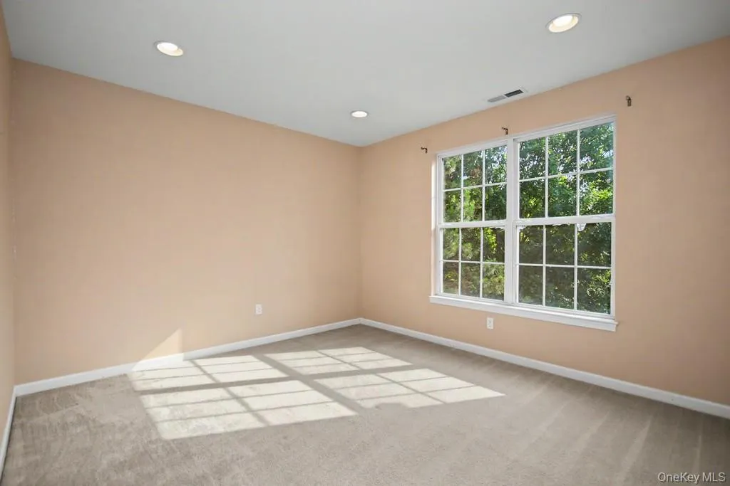 427 Vassar Place, Fishkill, NY, 3 Bedrooms Bedrooms, 9 Rooms Rooms,2 BathroomsBathrooms,Residential,For Rent,Vassar,0,1024194 427 Vassar Place, Fishkill, NY, 3 Bedrooms Bedrooms, 9 Rooms Rooms,2 BathroomsBathrooms,Residential,For Rent,Vassar,0,1024194