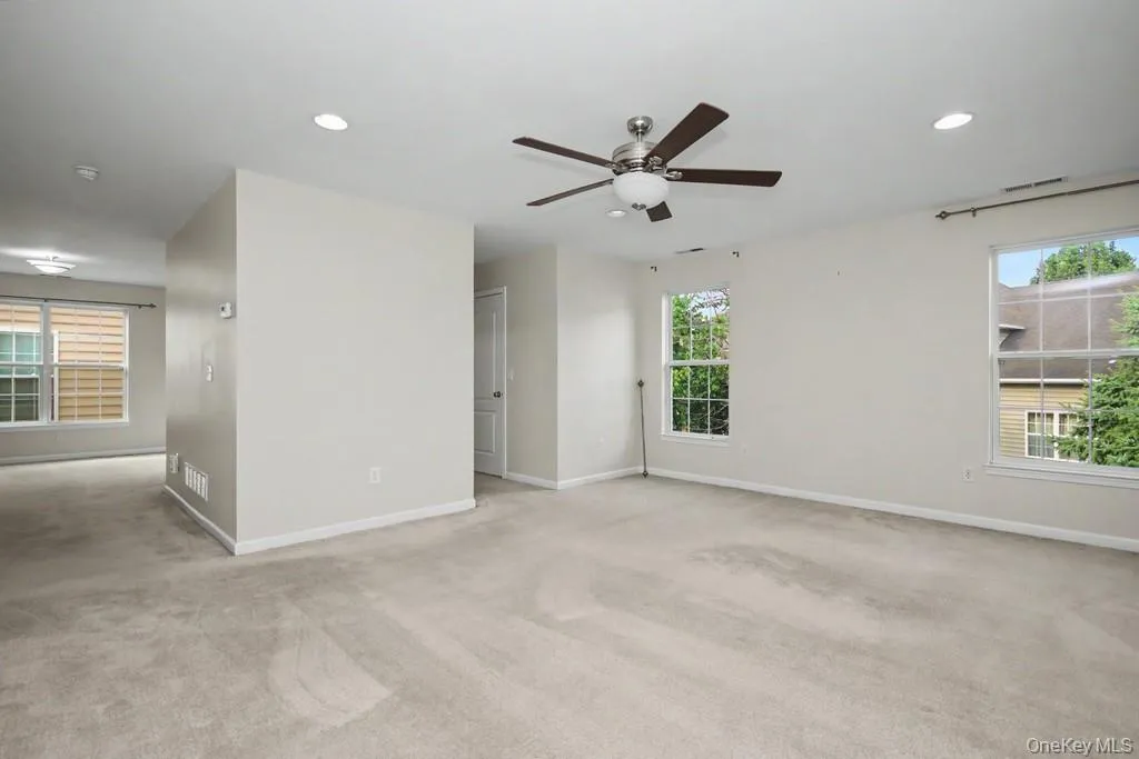 427 Vassar Place, Fishkill, NY, 3 Bedrooms Bedrooms, 9 Rooms Rooms,2 BathroomsBathrooms,Residential,For Rent,Vassar,0,1024194 427 Vassar Place, Fishkill, NY, 3 Bedrooms Bedrooms, 9 Rooms Rooms,2 BathroomsBathrooms,Residential,For Rent,Vassar,0,1024194