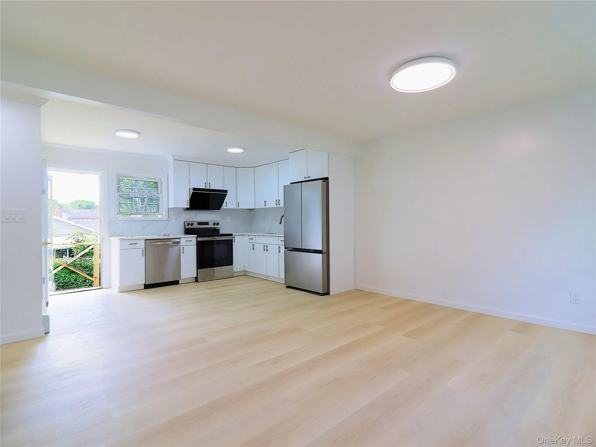 7 Locust Street, Oyster Bay, NY, 4 Bedrooms Bedrooms, 8 Rooms Rooms,2 BathroomsBathrooms,Residential,For Rent,Locust,0,1024196 7 Locust Street, Oyster Bay, NY, 4 Bedrooms Bedrooms, 8 Rooms Rooms,2 BathroomsBathrooms,Residential,For Rent,Locust,0,1024196