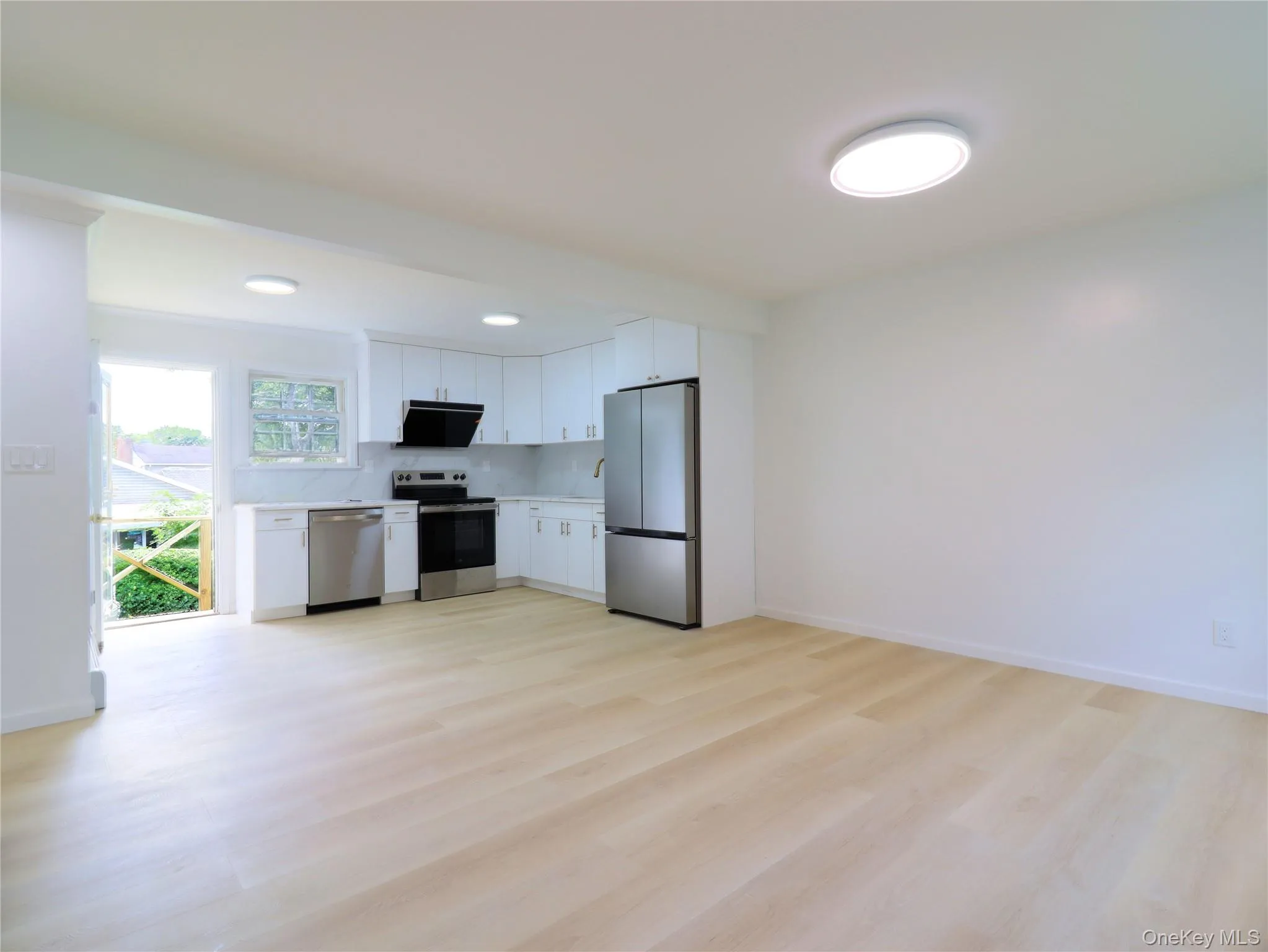 7 Locust Street, Oyster Bay, NY, 4 Bedrooms Bedrooms, 8 Rooms Rooms,2 BathroomsBathrooms,Residential,For Rent,Locust,0,1024196 7 Locust Street, Oyster Bay, NY, 4 Bedrooms Bedrooms, 8 Rooms Rooms,2 BathroomsBathrooms,Residential,For Rent,Locust,0,1024196