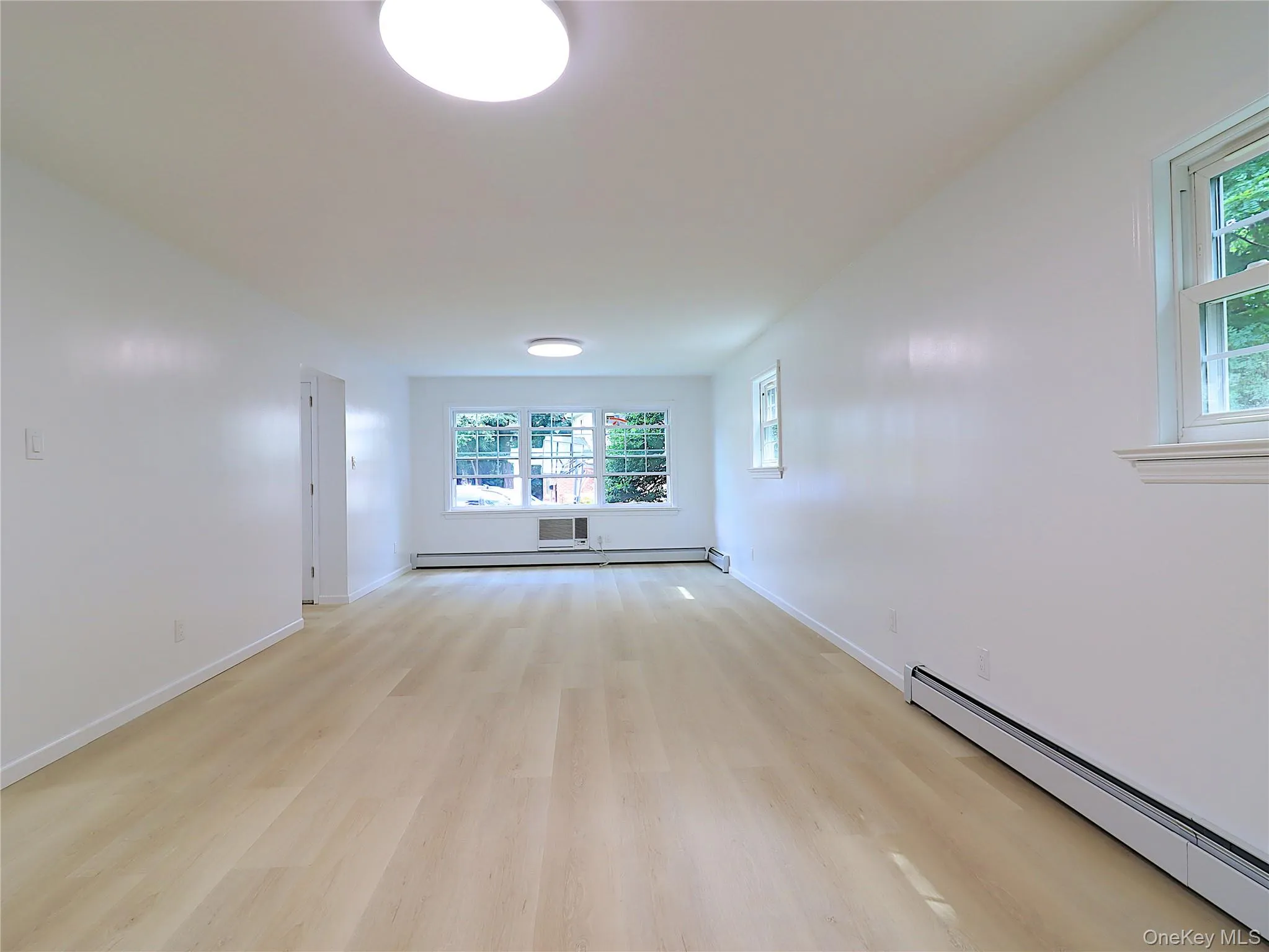 7 Locust Street, Oyster Bay, NY, 4 Bedrooms Bedrooms, 8 Rooms Rooms,2 BathroomsBathrooms,Residential,For Rent,Locust,0,1024196 7 Locust Street, Oyster Bay, NY, 4 Bedrooms Bedrooms, 8 Rooms Rooms,2 BathroomsBathrooms,Residential,For Rent,Locust,0,1024196
