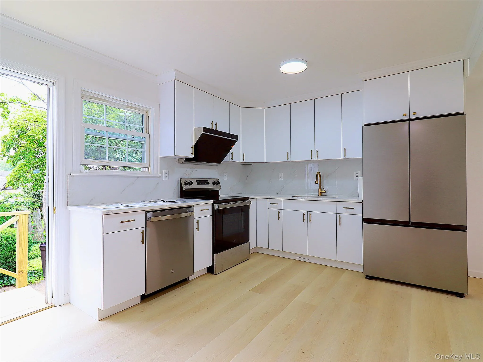 7 Locust Street, Oyster Bay, NY, 4 Bedrooms Bedrooms, 8 Rooms Rooms,2 BathroomsBathrooms,Residential,For Rent,Locust,0,1024196 7 Locust Street, Oyster Bay, NY, 4 Bedrooms Bedrooms, 8 Rooms Rooms,2 BathroomsBathrooms,Residential,For Rent,Locust,0,1024196
