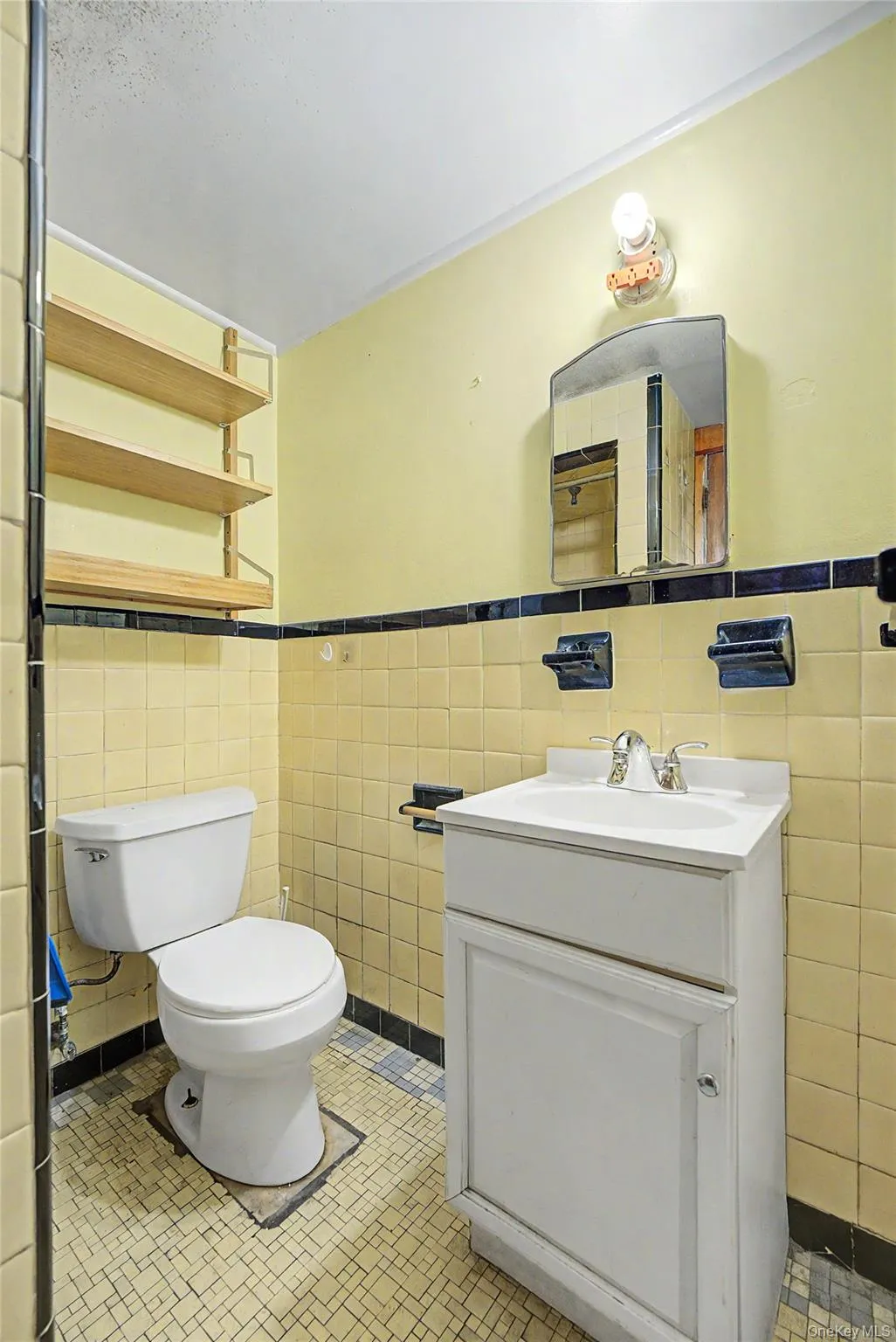 100 Memphis Avenue, Hempstead, NY, 3 Bedrooms Bedrooms, 7 Rooms Rooms,2 BathroomsBathrooms,Residential,For Rent,Memphis,0,1024197 100 Memphis Avenue, Hempstead, NY, 3 Bedrooms Bedrooms, 7 Rooms Rooms,2 BathroomsBathrooms,Residential,For Rent,Memphis,0,1024197