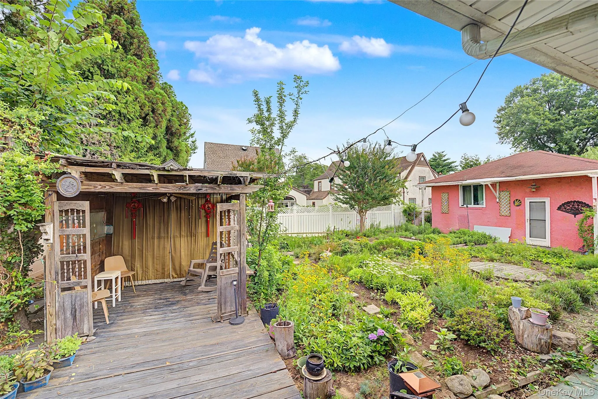 100 Memphis Avenue, Hempstead, NY, 3 Bedrooms Bedrooms, 7 Rooms Rooms,2 BathroomsBathrooms,Residential,For Rent,Memphis,0,1024197 100 Memphis Avenue, Hempstead, NY, 3 Bedrooms Bedrooms, 7 Rooms Rooms,2 BathroomsBathrooms,Residential,For Rent,Memphis,0,1024197