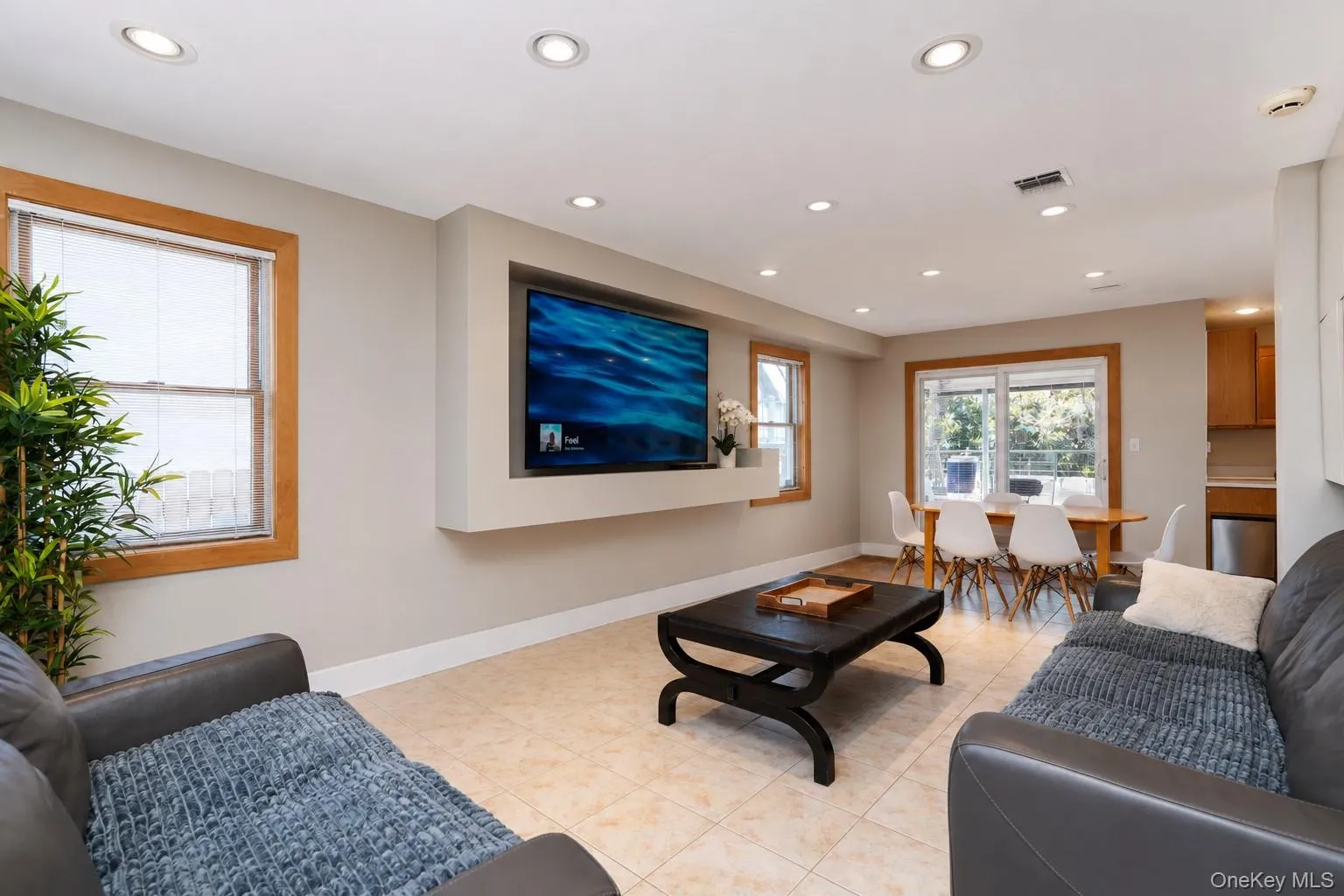 124 Reid Ave, New York, NY, 3 Bedrooms Bedrooms, 6 Rooms Rooms,3 BathroomsBathrooms,Residential,For Rent,Reid Ave,0,1024207 124 Reid Ave, New York, NY, 3 Bedrooms Bedrooms, 6 Rooms Rooms,3 BathroomsBathrooms,Residential,For Rent,Reid Ave,0,1024207