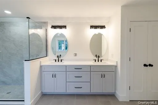 Model images for illustrative purposes and may show optional upgrades, Home features, finishes, colors, materials and specifications may vary. Model images for illustrative purposes and may show optional upgrades, Home features, finishes, colors, materials and specifications may vary.