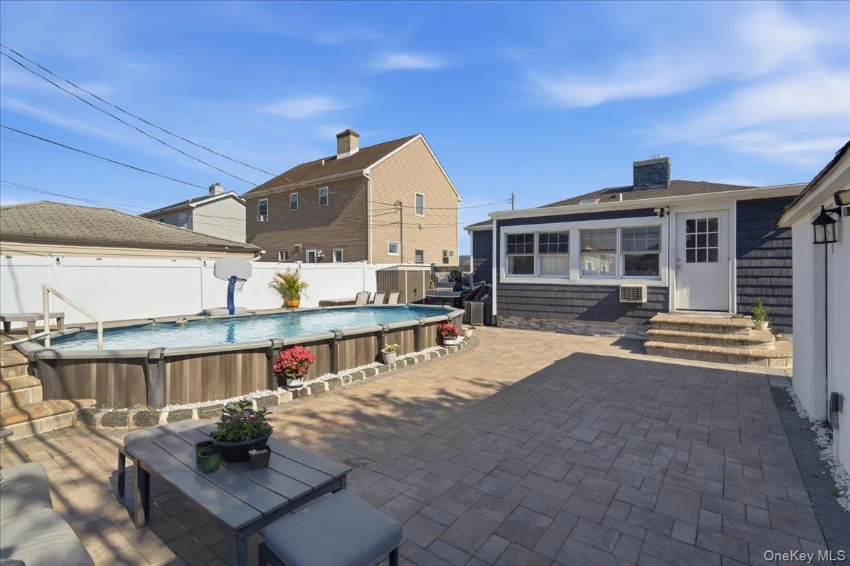 34 Polk Street, Hempstead, NY, 3 Bedrooms Bedrooms, 5 Rooms Rooms,1 BathroomBathrooms,Residential,For Rent,Polk,0,1024210 34 Polk Street, Hempstead, NY, 3 Bedrooms Bedrooms, 5 Rooms Rooms,1 BathroomBathrooms,Residential,For Rent,Polk,0,1024210