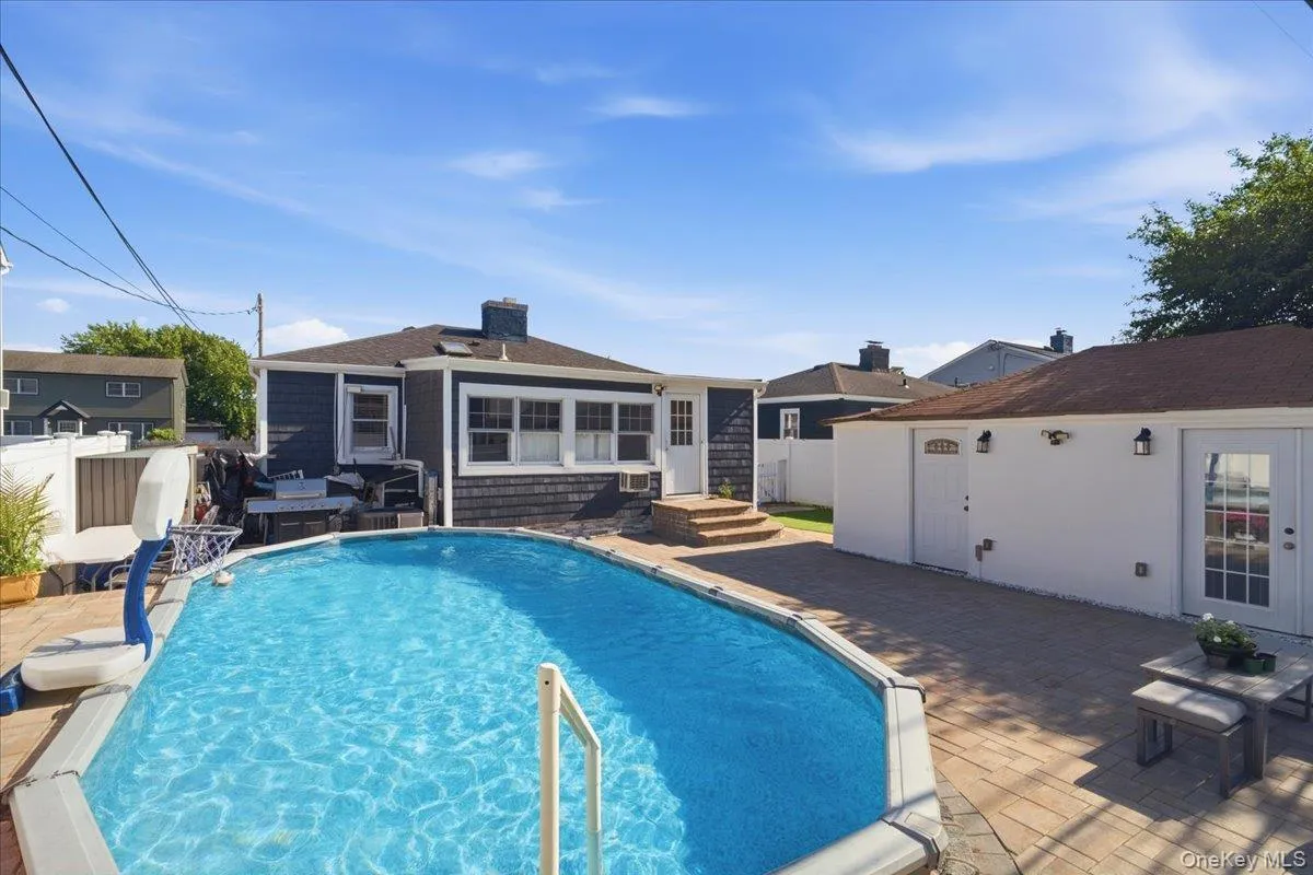 34 Polk Street, Hempstead, NY, 3 Bedrooms Bedrooms, 5 Rooms Rooms,1 BathroomBathrooms,Residential,For Rent,Polk,0,1024210 34 Polk Street, Hempstead, NY, 3 Bedrooms Bedrooms, 5 Rooms Rooms,1 BathroomBathrooms,Residential,For Rent,Polk,0,1024210