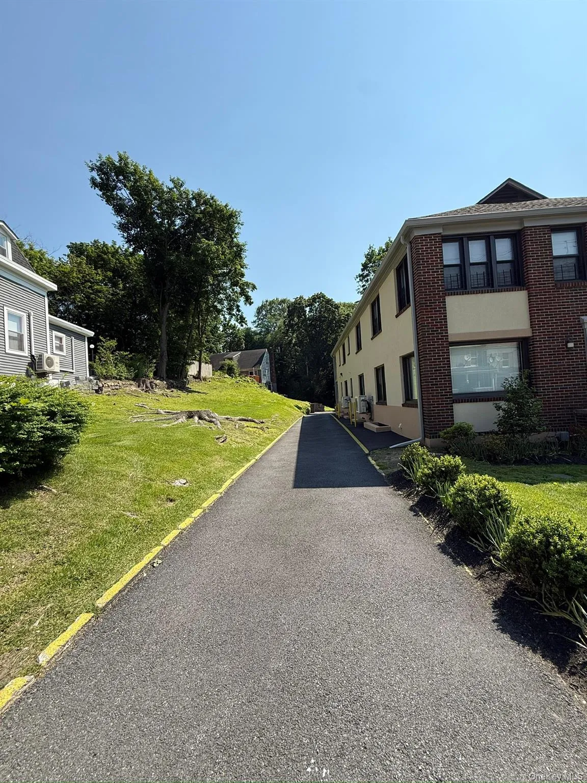 Driveway. Driveway.