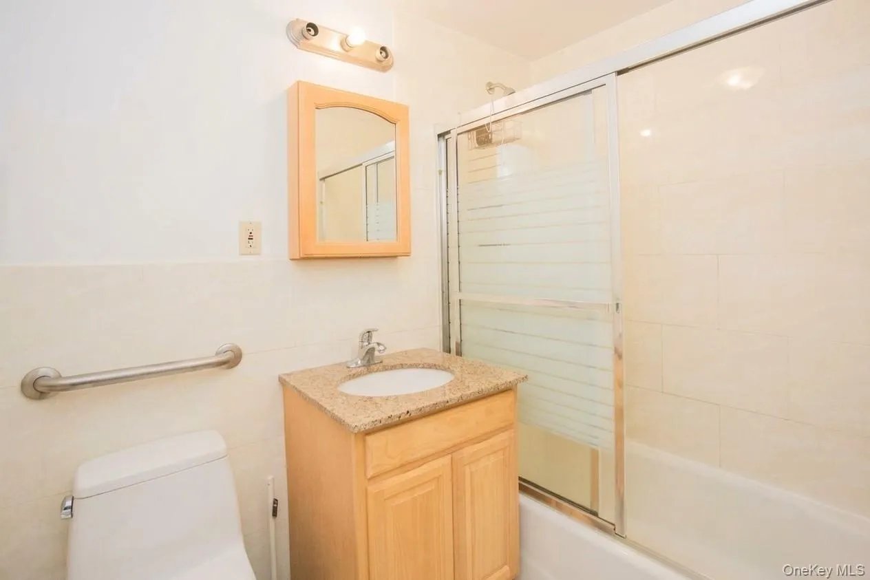 13708 31st Road, New York, NY, 2 Bedrooms Bedrooms, 5 Rooms Rooms,2 BathroomsBathrooms,Residential,For Rent,31st,0,1024217 13708 31st Road, New York, NY, 2 Bedrooms Bedrooms, 5 Rooms Rooms,2 BathroomsBathrooms,Residential,For Rent,31st,0,1024217