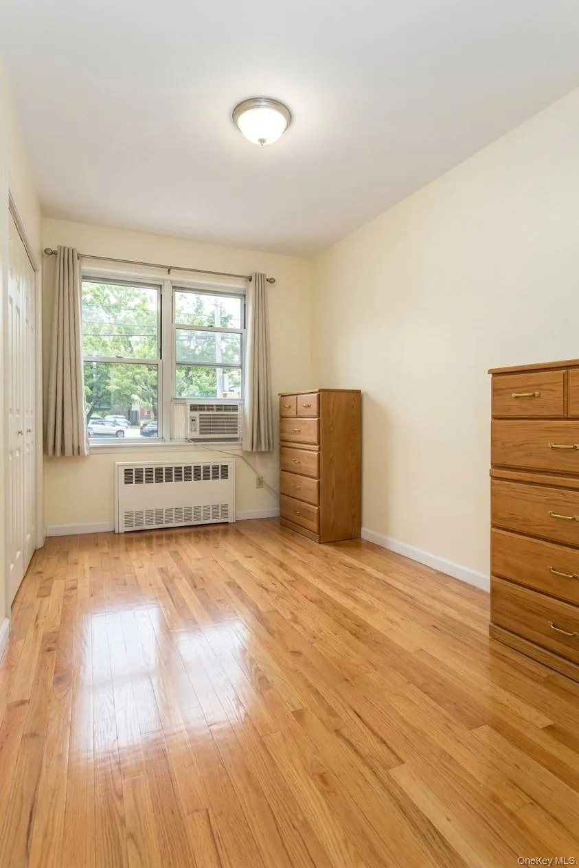 13708 31st Road, New York, NY, 2 Bedrooms Bedrooms, 5 Rooms Rooms,2 BathroomsBathrooms,Residential,For Rent,31st,0,1024217 13708 31st Road, New York, NY, 2 Bedrooms Bedrooms, 5 Rooms Rooms,2 BathroomsBathrooms,Residential,For Rent,31st,0,1024217