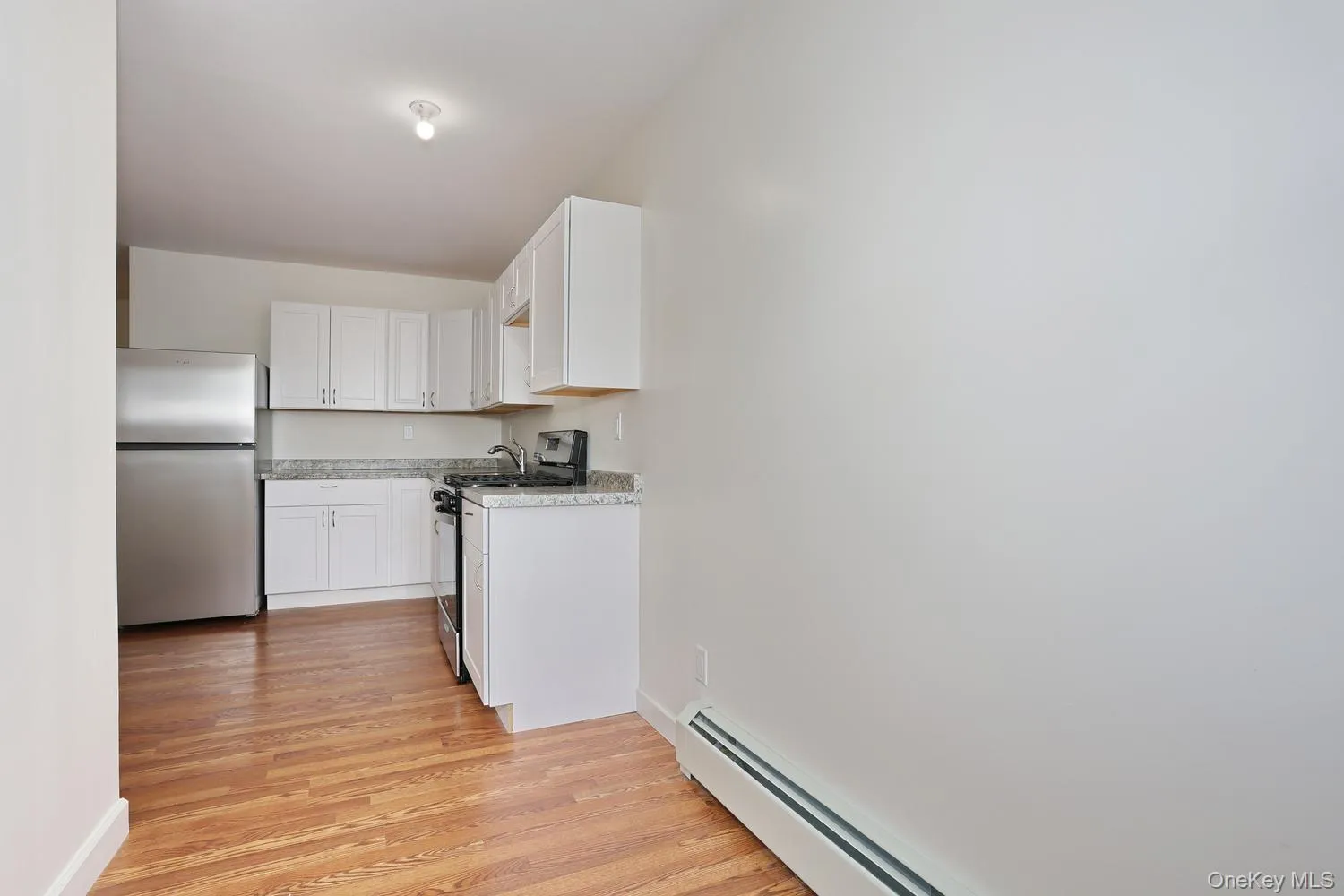 242 Kearsing Parkway, Ramapo, NY, 1 Bedroom Bedrooms, 3 Rooms Rooms,1 BathroomBathrooms,Residential Lease,For Rent,Kearsing,0,1024218 242 Kearsing Parkway, Ramapo, NY, 1 Bedroom Bedrooms, 3 Rooms Rooms,1 BathroomBathrooms,Residential Lease,For Rent,Kearsing,0,1024218