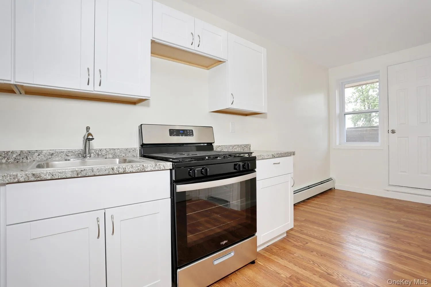 242 Kearsing Parkway, Ramapo, NY, 1 Bedroom Bedrooms, 3 Rooms Rooms,1 BathroomBathrooms,Residential Lease,For Rent,Kearsing,0,1024218 242 Kearsing Parkway, Ramapo, NY, 1 Bedroom Bedrooms, 3 Rooms Rooms,1 BathroomBathrooms,Residential Lease,For Rent,Kearsing,0,1024218