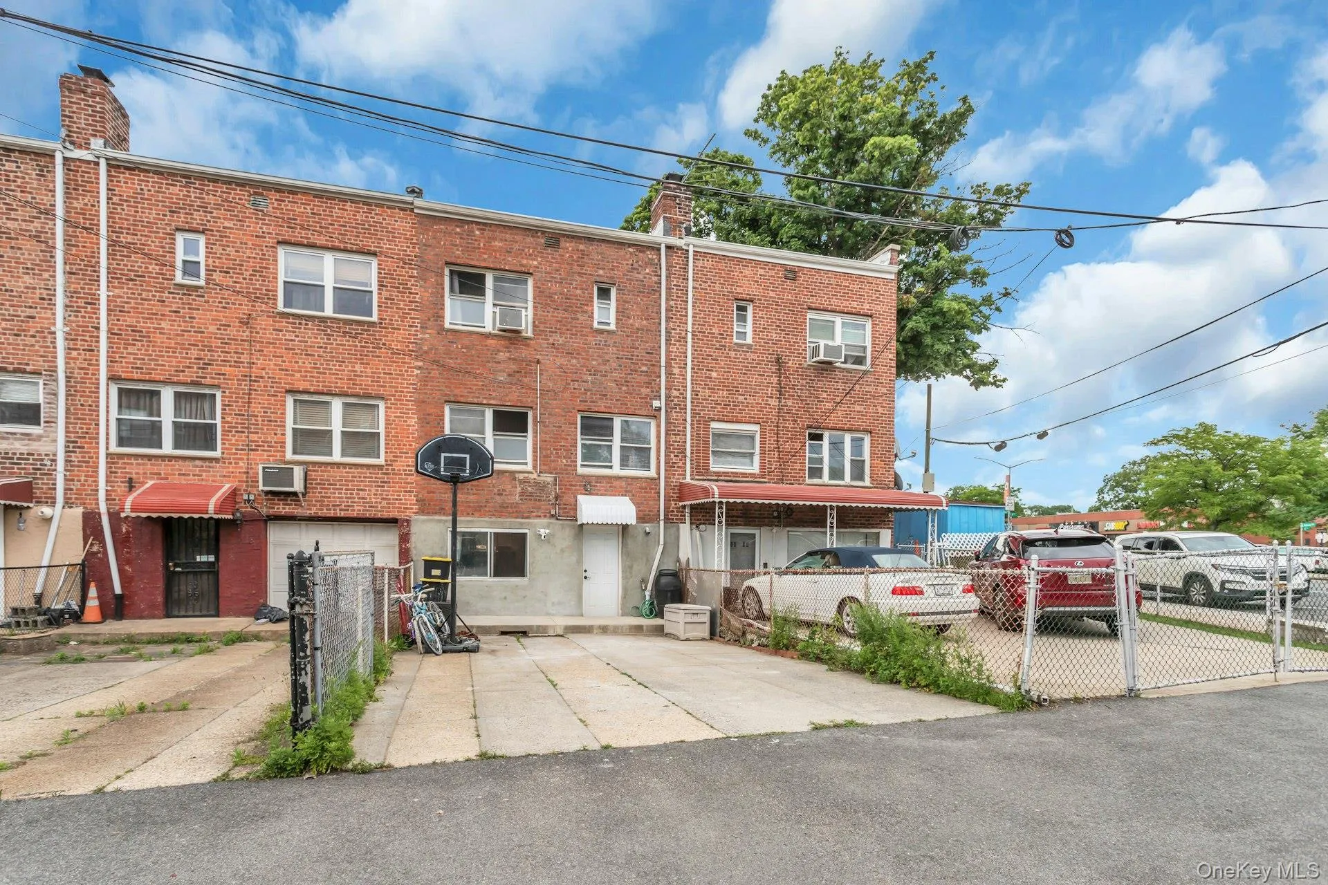 2432 87th Street, New York, NY, 3 Bedrooms Bedrooms, 7 Rooms Rooms,2 BathroomsBathrooms,Residential,For Rent,87th,0,1024220 2432 87th Street, New York, NY, 3 Bedrooms Bedrooms, 7 Rooms Rooms,2 BathroomsBathrooms,Residential,For Rent,87th,0,1024220