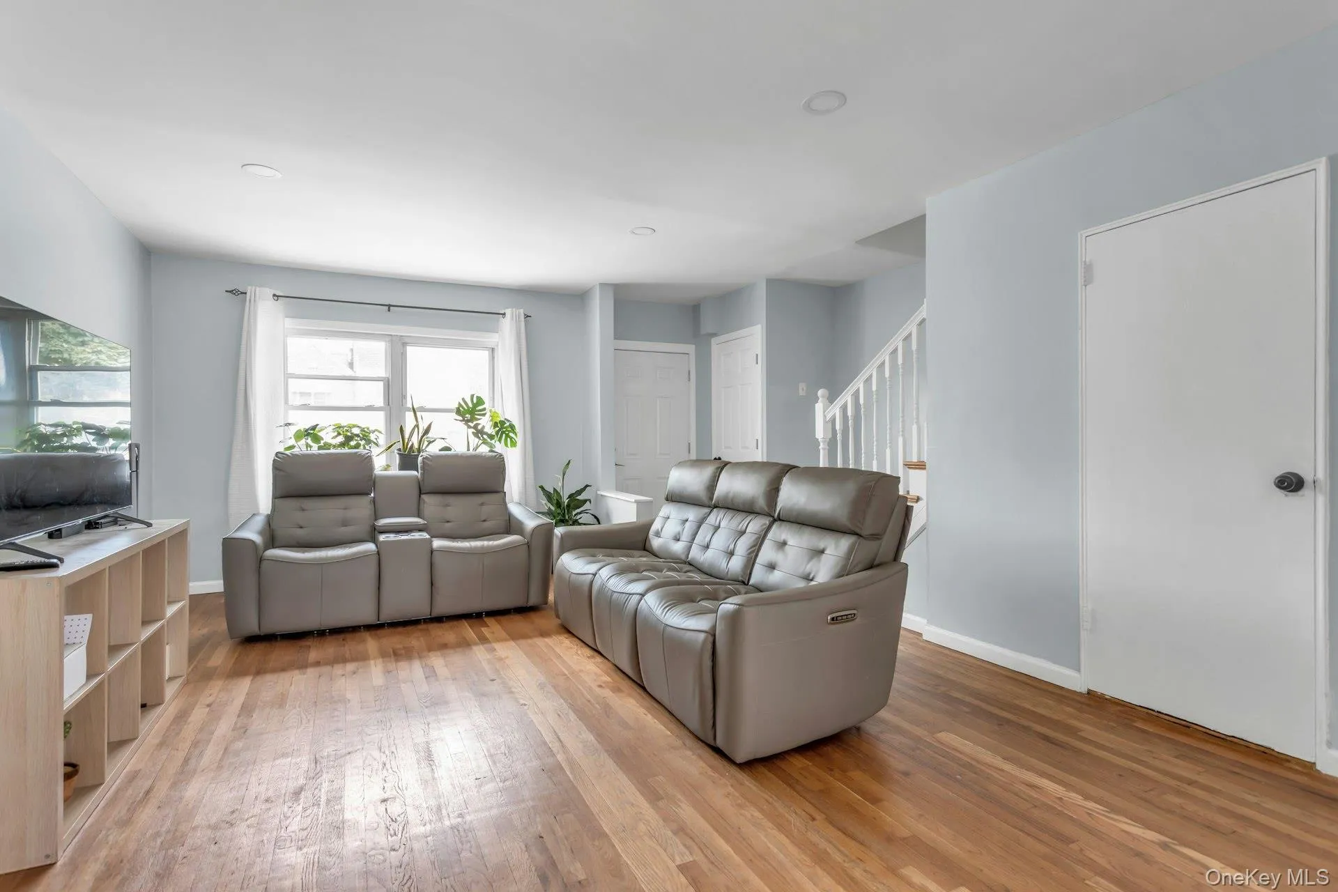 2432 87th Street, New York, NY, 3 Bedrooms Bedrooms, 7 Rooms Rooms,2 BathroomsBathrooms,Residential,For Rent,87th,0,1024220 2432 87th Street, New York, NY, 3 Bedrooms Bedrooms, 7 Rooms Rooms,2 BathroomsBathrooms,Residential,For Rent,87th,0,1024220