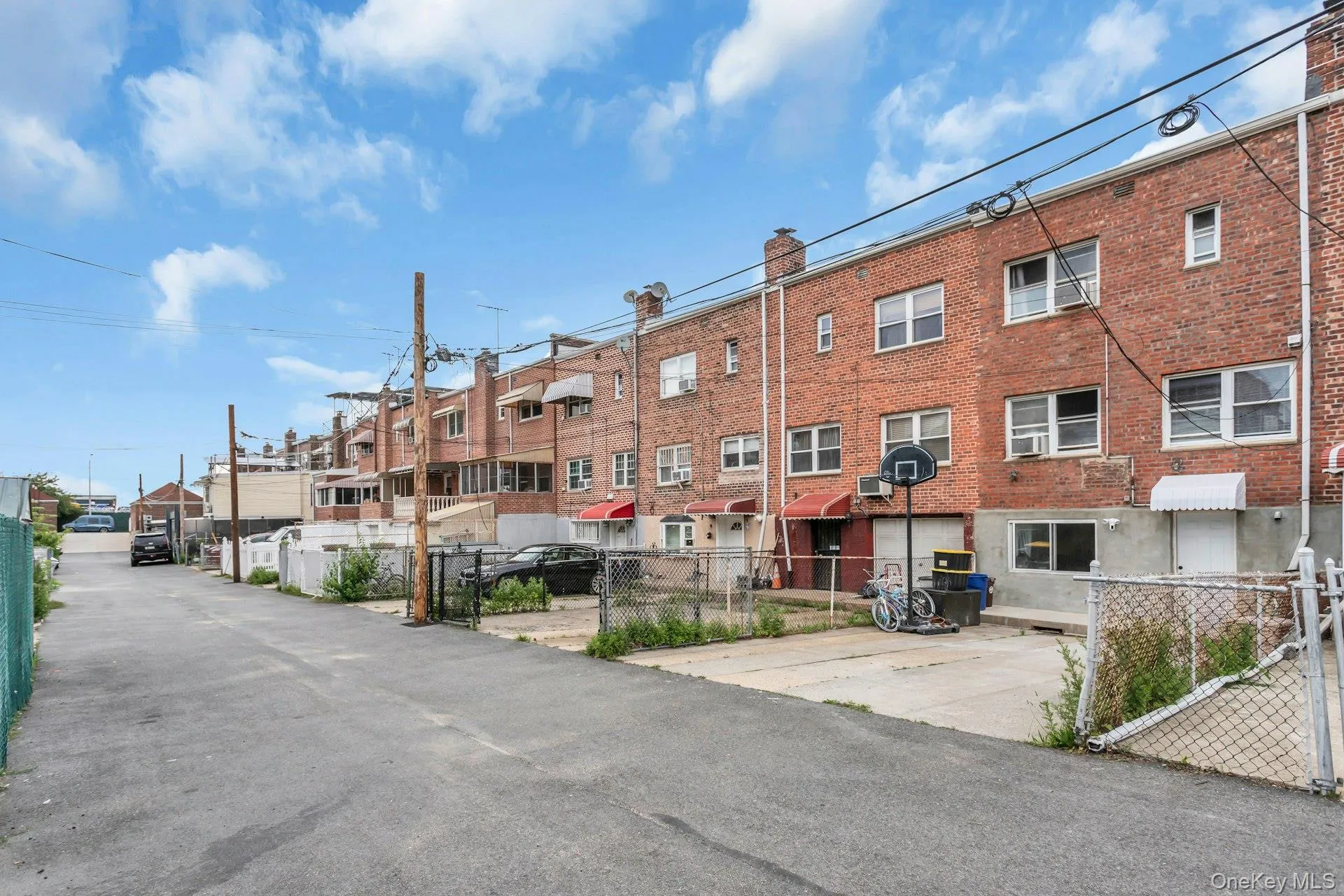 2432 87th Street, New York, NY, 3 Bedrooms Bedrooms, 7 Rooms Rooms,2 BathroomsBathrooms,Residential,For Rent,87th,0,1024220 2432 87th Street, New York, NY, 3 Bedrooms Bedrooms, 7 Rooms Rooms,2 BathroomsBathrooms,Residential,For Rent,87th,0,1024220