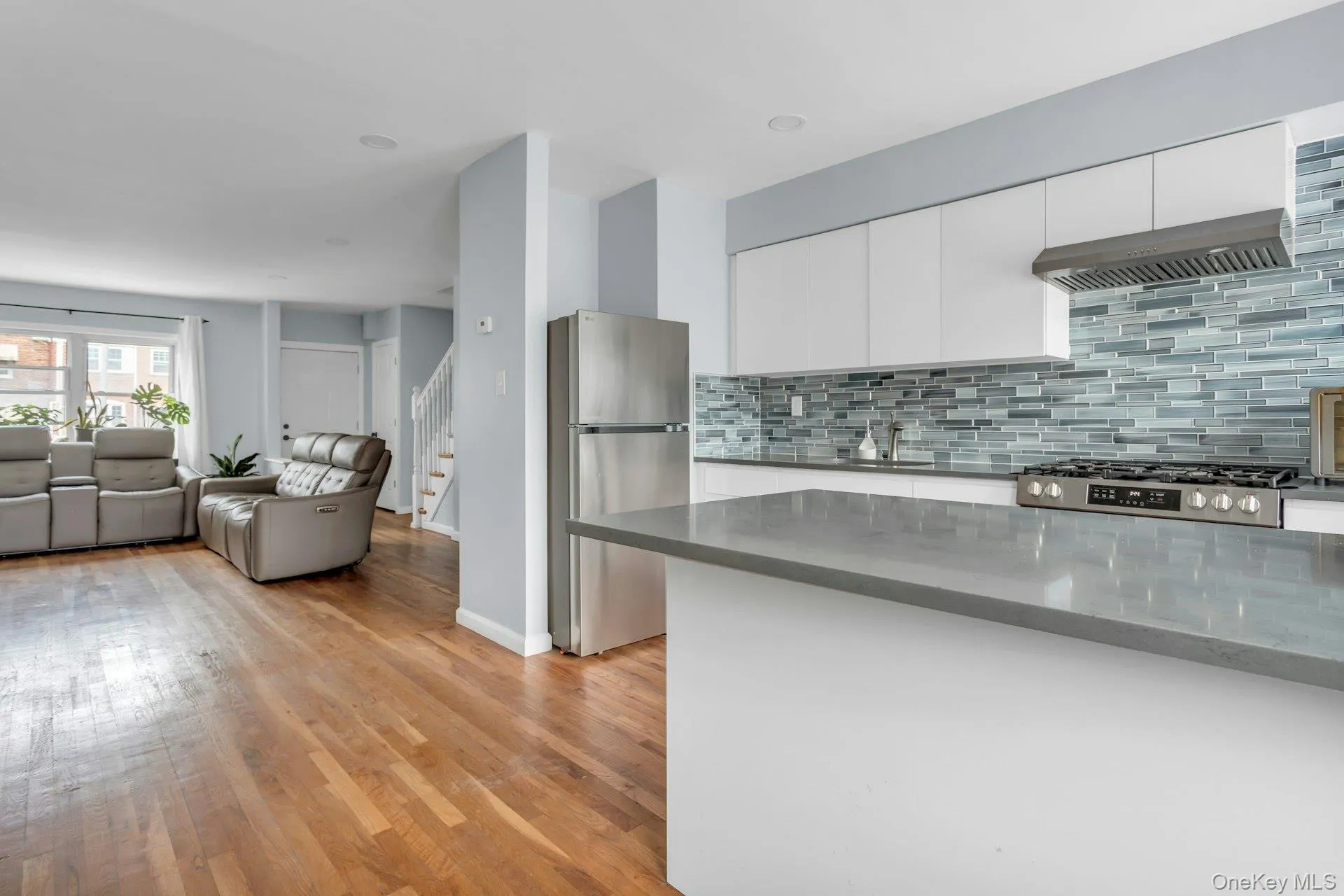 2432 87th Street, New York, NY, 3 Bedrooms Bedrooms, 7 Rooms Rooms,2 BathroomsBathrooms,Residential,For Rent,87th,0,1024220 2432 87th Street, New York, NY, 3 Bedrooms Bedrooms, 7 Rooms Rooms,2 BathroomsBathrooms,Residential,For Rent,87th,0,1024220