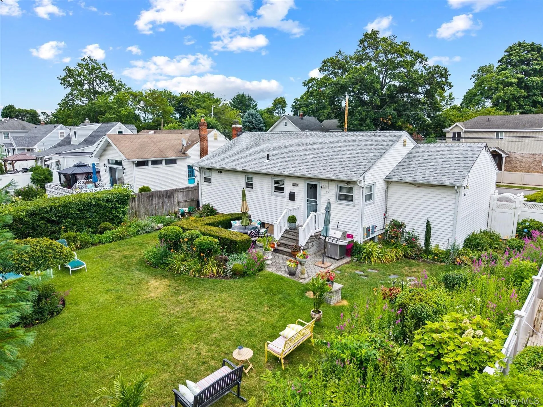 1219 Warwick Street, Hempstead, NY, 3 Bedrooms Bedrooms, 8 Rooms Rooms,2 BathroomsBathrooms,Residential,For Rent,Warwick,0,1024221 1219 Warwick Street, Hempstead, NY, 3 Bedrooms Bedrooms, 8 Rooms Rooms,2 BathroomsBathrooms,Residential,For Rent,Warwick,0,1024221