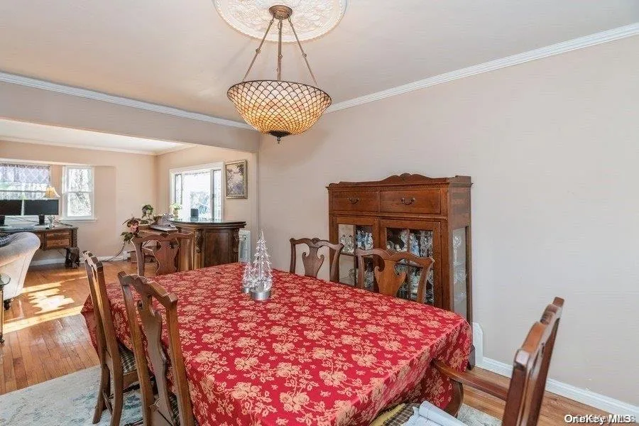 93 Beacon Hill Road, North Hempstead, NY, 4 Bedrooms Bedrooms, 10 Rooms Rooms,3 BathroomsBathrooms,Residential,For Rent,Beacon Hill,0,1024223 93 Beacon Hill Road, North Hempstead, NY, 4 Bedrooms Bedrooms, 10 Rooms Rooms,3 BathroomsBathrooms,Residential,For Rent,Beacon Hill,0,1024223