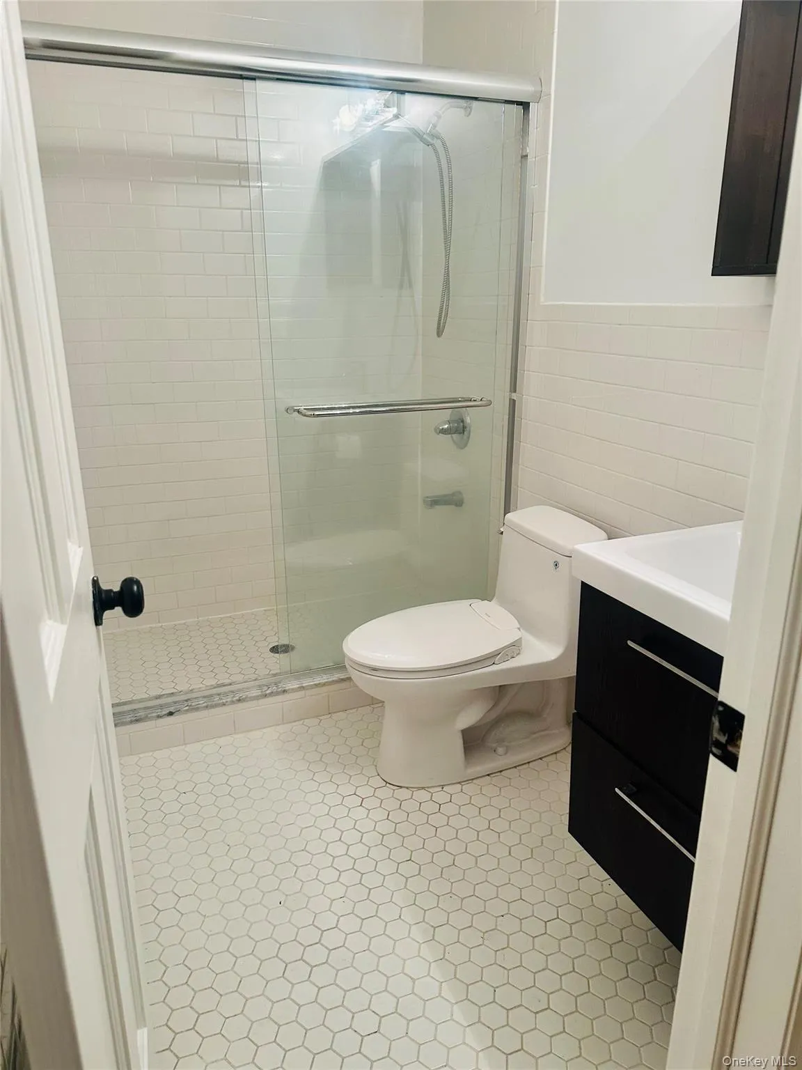 64-09 Woodside Avenue, New York, NY, 5 Bedrooms Bedrooms, 12 Rooms Rooms,4 BathroomsBathrooms,Residential,For Rent,Woodside,0,1024224 64-09 Woodside Avenue, New York, NY, 5 Bedrooms Bedrooms, 12 Rooms Rooms,4 BathroomsBathrooms,Residential,For Rent,Woodside,0,1024224