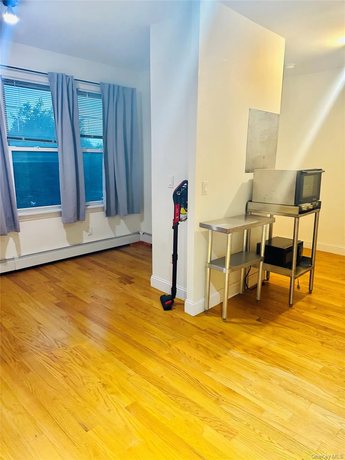 64-09 Woodside Avenue, New York, NY, 5 Bedrooms Bedrooms, 12 Rooms Rooms,4 BathroomsBathrooms,Residential,For Rent,Woodside,0,1024224 64-09 Woodside Avenue, New York, NY, 5 Bedrooms Bedrooms, 12 Rooms Rooms,4 BathroomsBathrooms,Residential,For Rent,Woodside,0,1024224