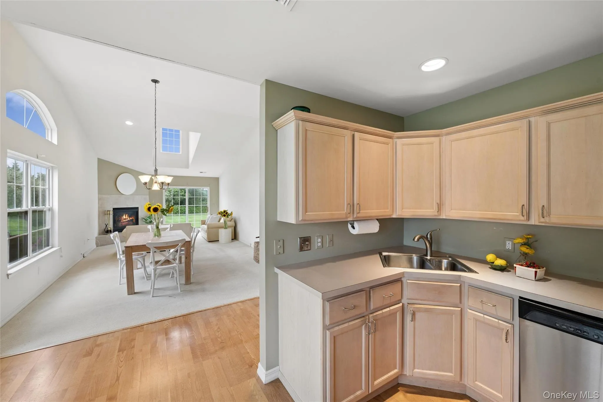 46 Summerfield Lane, Riverhead, NY, 2 Bedrooms Bedrooms, 6 Rooms Rooms,2 BathroomsBathrooms,Residential,For Rent,Summerfield,0,1024225 46 Summerfield Lane, Riverhead, NY, 2 Bedrooms Bedrooms, 6 Rooms Rooms,2 BathroomsBathrooms,Residential,For Rent,Summerfield,0,1024225