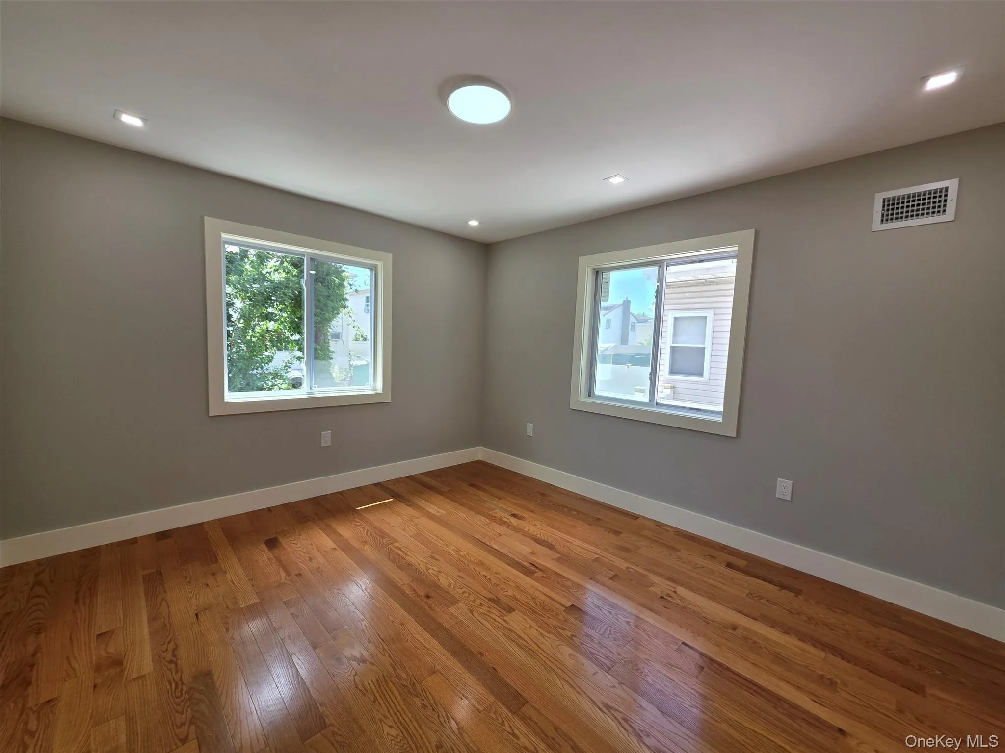 14617 229th Street, New York, NY, 6 Bedrooms Bedrooms, 8 Rooms Rooms,5 BathroomsBathrooms,Residential,For Rent,229th,0,1024228 14617 229th Street, New York, NY, 6 Bedrooms Bedrooms, 8 Rooms Rooms,5 BathroomsBathrooms,Residential,For Rent,229th,0,1024228