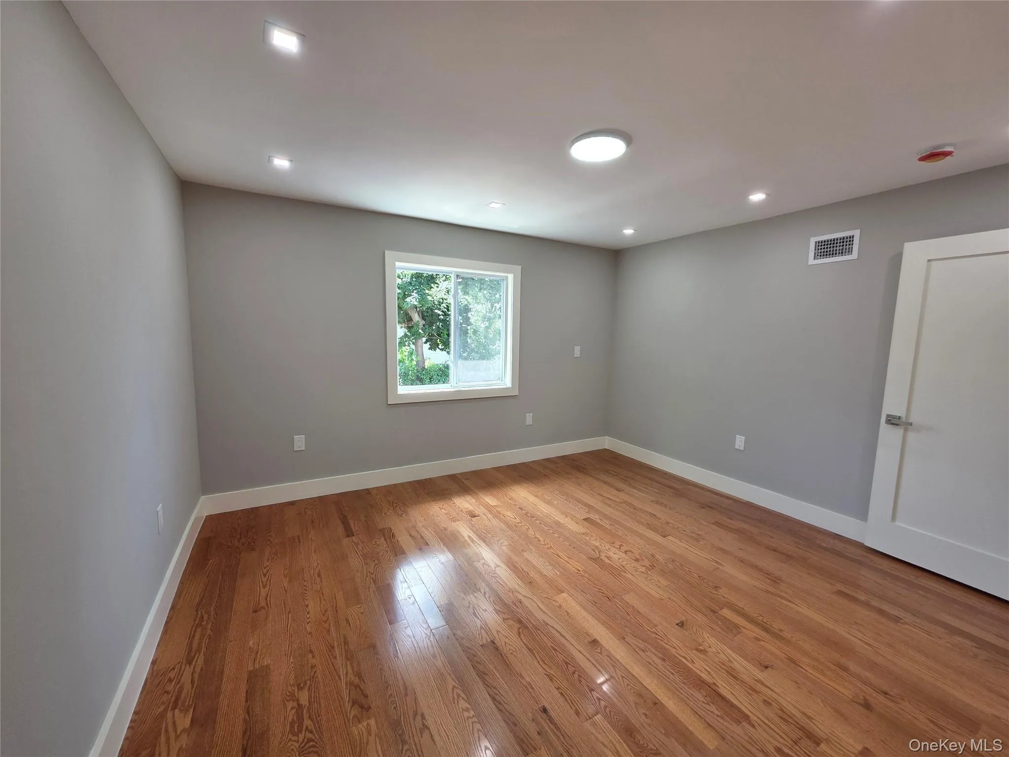 14617 229th Street, New York, NY, 6 Bedrooms Bedrooms, 8 Rooms Rooms,5 BathroomsBathrooms,Residential,For Rent,229th,0,1024228 14617 229th Street, New York, NY, 6 Bedrooms Bedrooms, 8 Rooms Rooms,5 BathroomsBathrooms,Residential,For Rent,229th,0,1024228
