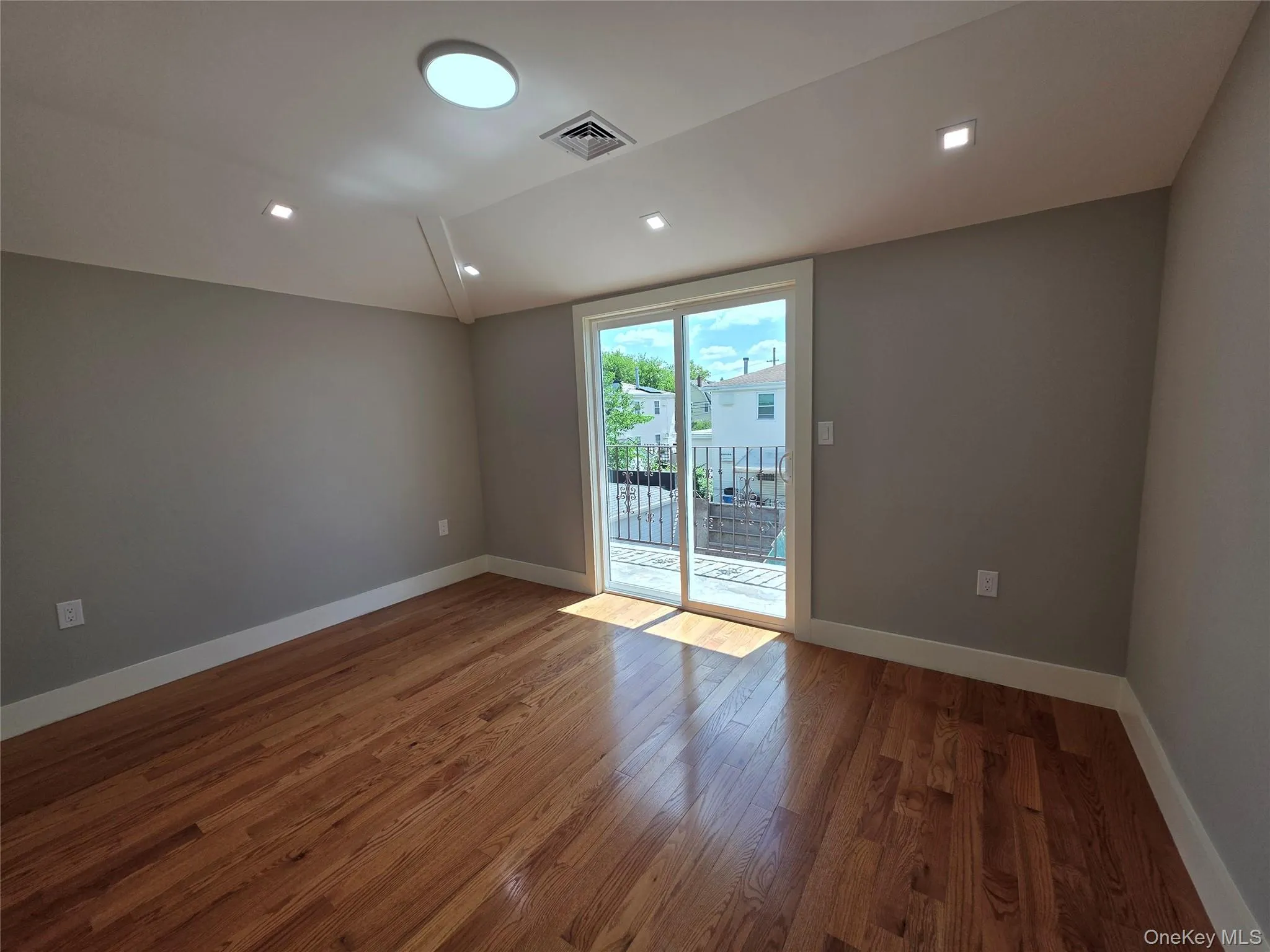 14617 229th Street, New York, NY, 6 Bedrooms Bedrooms, 8 Rooms Rooms,5 BathroomsBathrooms,Residential,For Rent,229th,0,1024228 14617 229th Street, New York, NY, 6 Bedrooms Bedrooms, 8 Rooms Rooms,5 BathroomsBathrooms,Residential,For Rent,229th,0,1024228