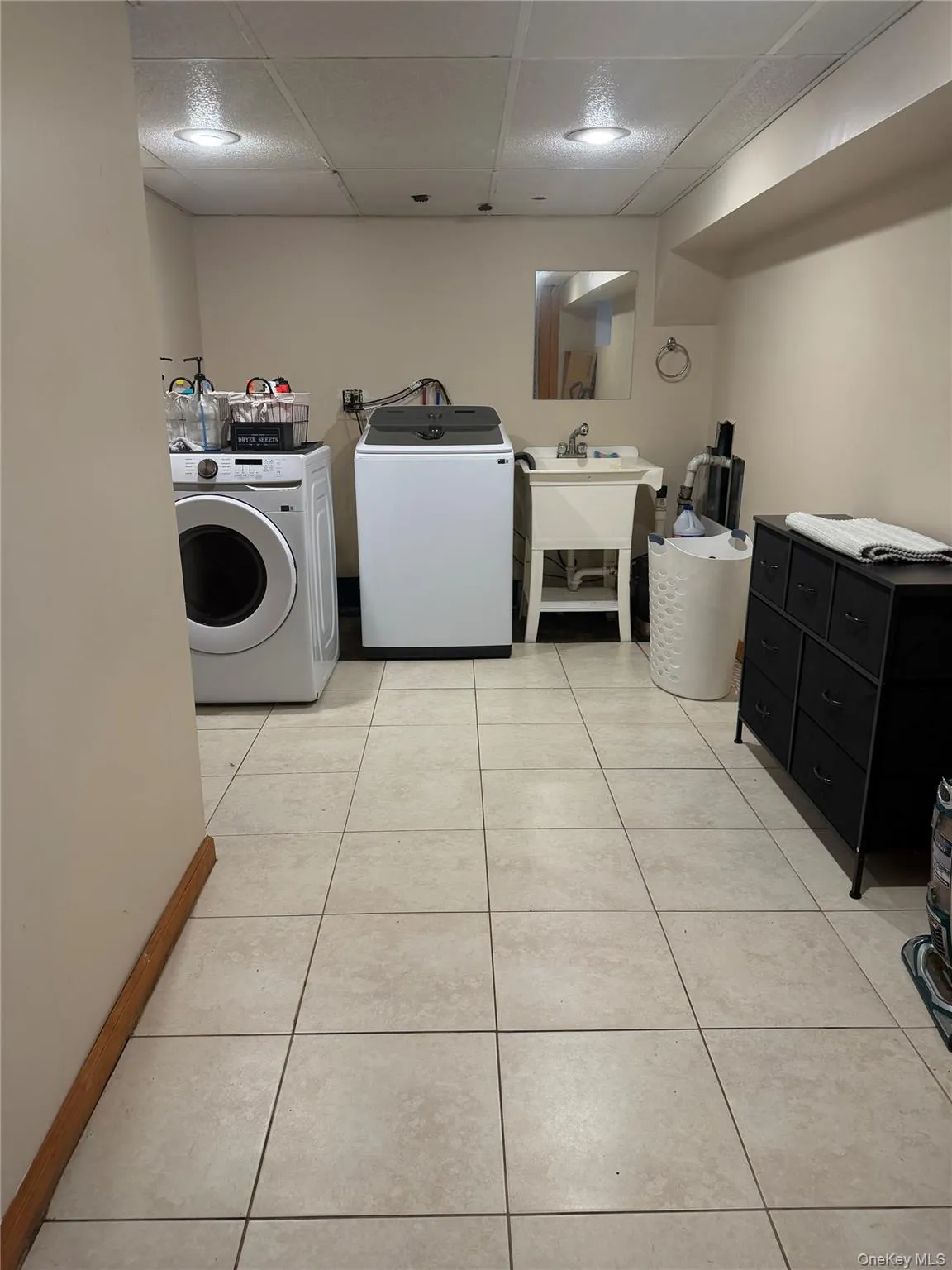 254 Argyle Street, Hempstead, NY, 4 Bedrooms Bedrooms, 7 Rooms Rooms,1 BathroomBathrooms,Residential,For Rent,Argyle,0,1024229 254 Argyle Street, Hempstead, NY, 4 Bedrooms Bedrooms, 7 Rooms Rooms,1 BathroomBathrooms,Residential,For Rent,Argyle,0,1024229